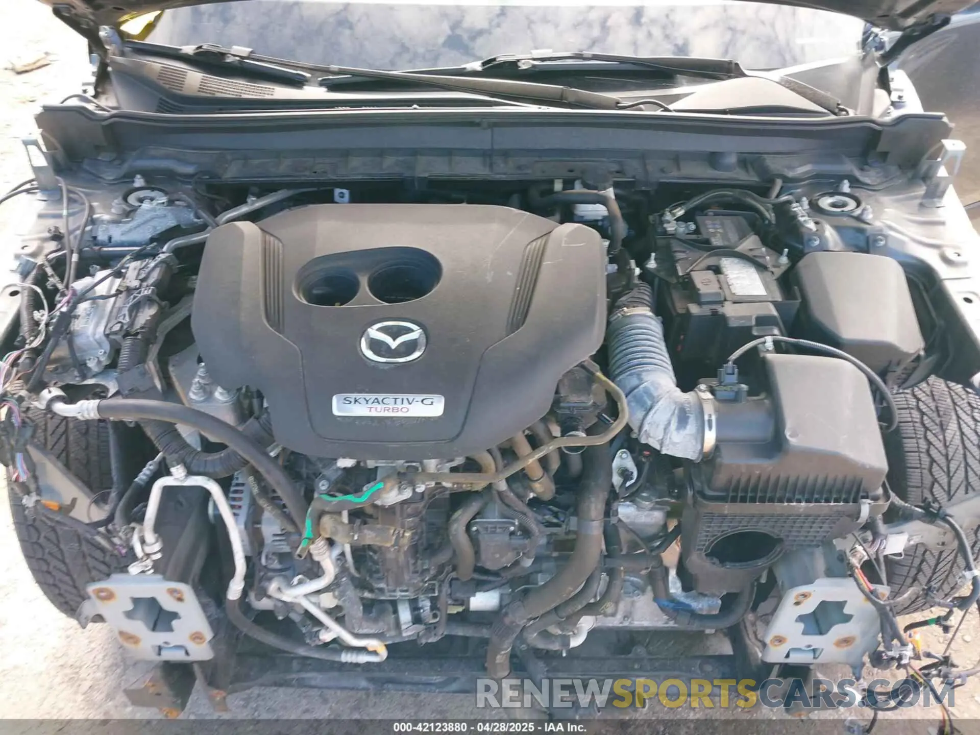 10 Photograph of a damaged car 3MVDMBDYXNM427402 MAZDA CX-30 2022