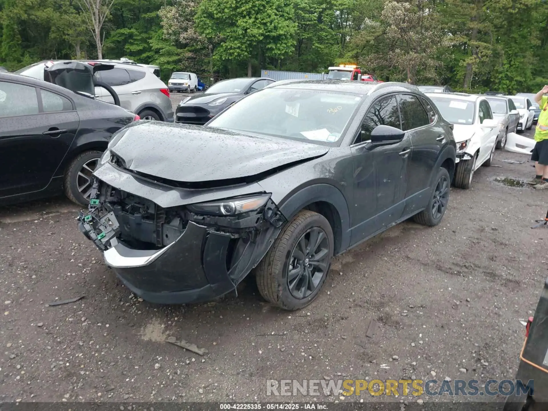 2 Photograph of a damaged car 3MVDMBEY1NM444149 MAZDA CX-30 2022