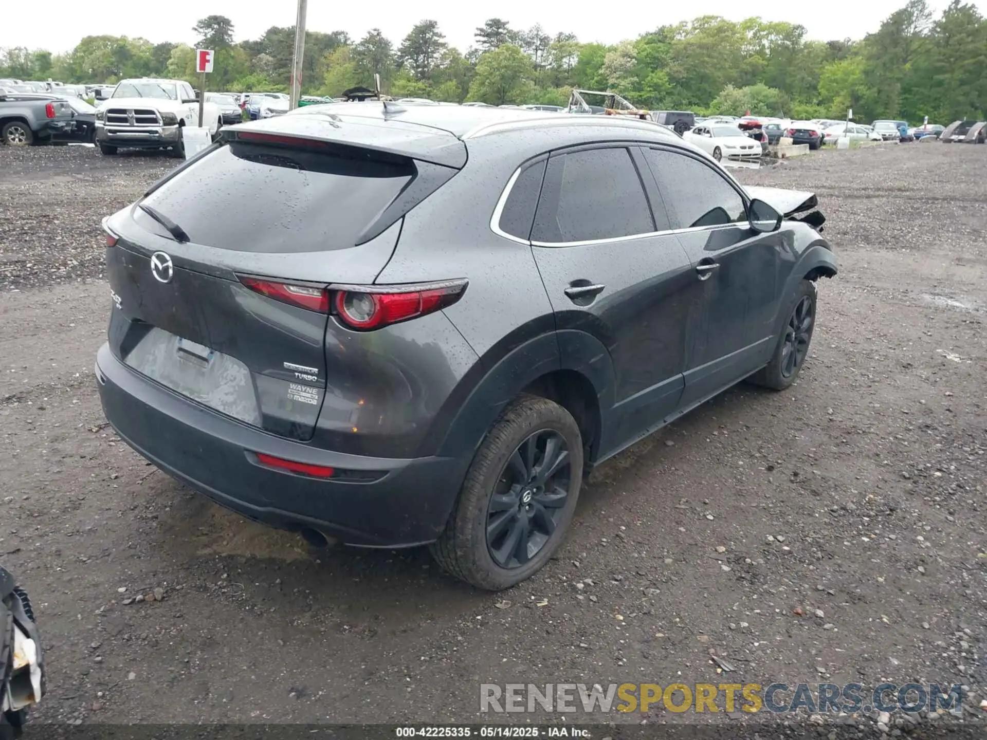 4 Photograph of a damaged car 3MVDMBEY1NM444149 MAZDA CX-30 2022