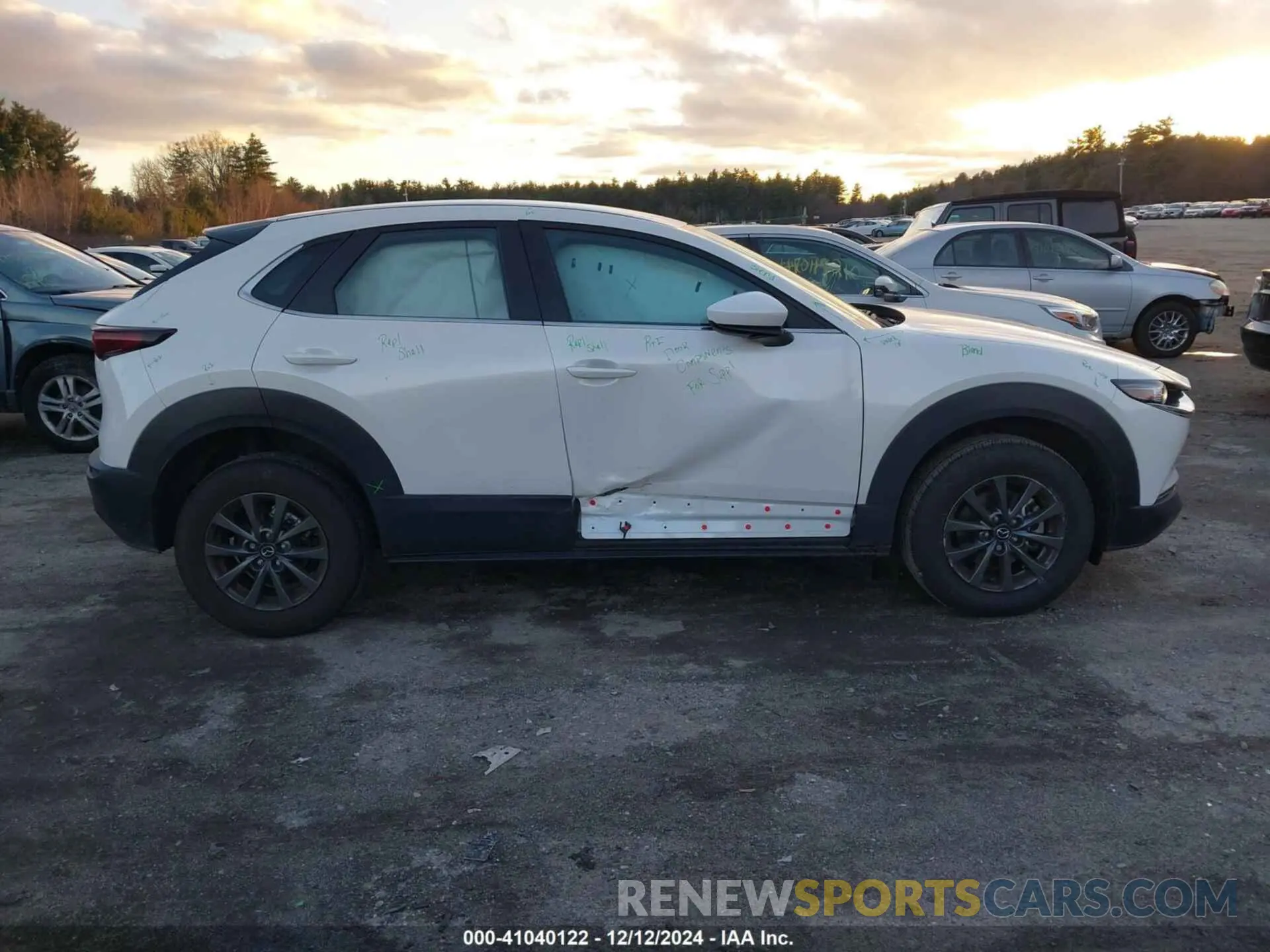 13 Photograph of a damaged car 3MVDMBAM1PM581663 MAZDA CX-30 2023