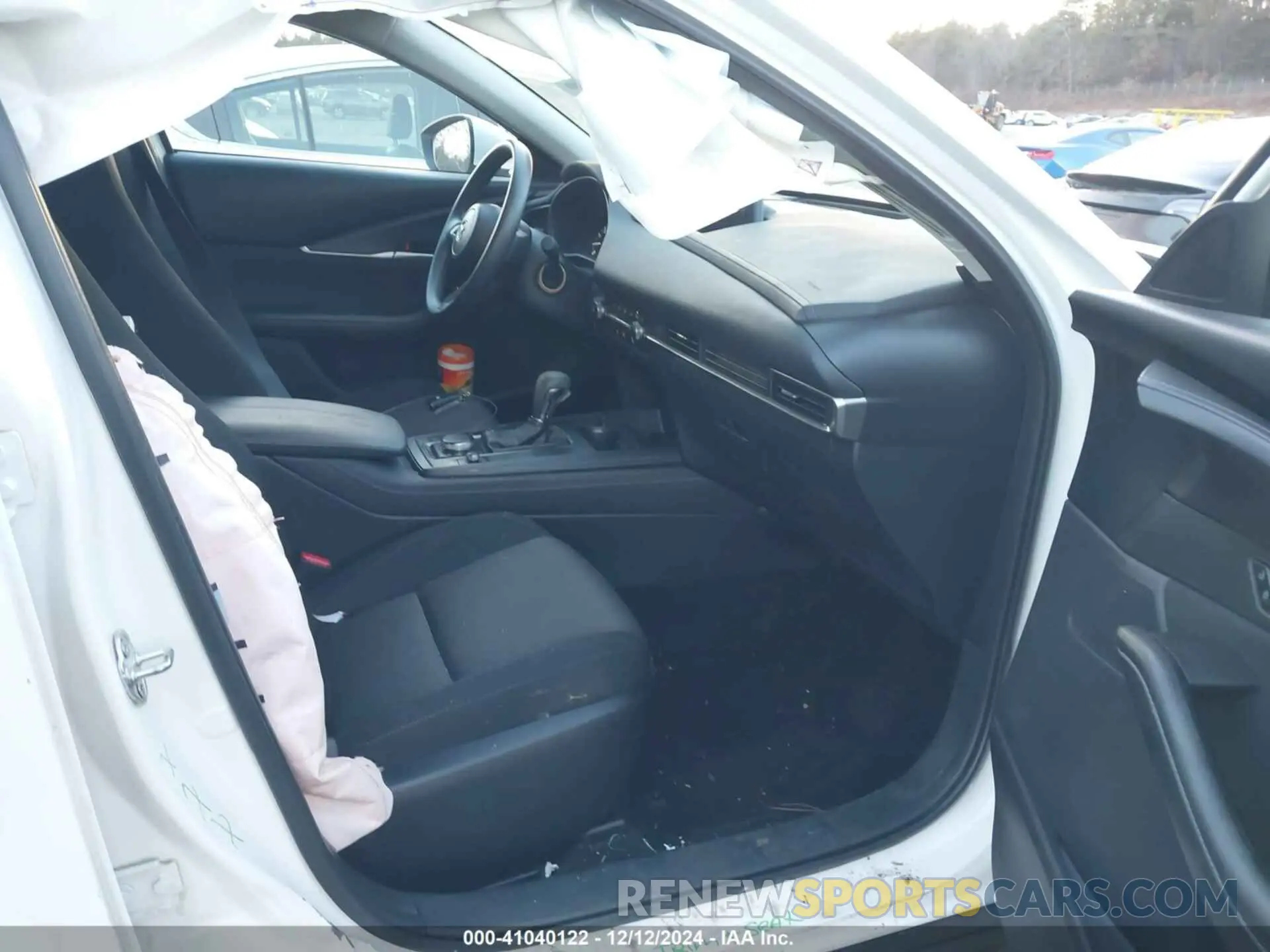 5 Photograph of a damaged car 3MVDMBAM1PM581663 MAZDA CX-30 2023