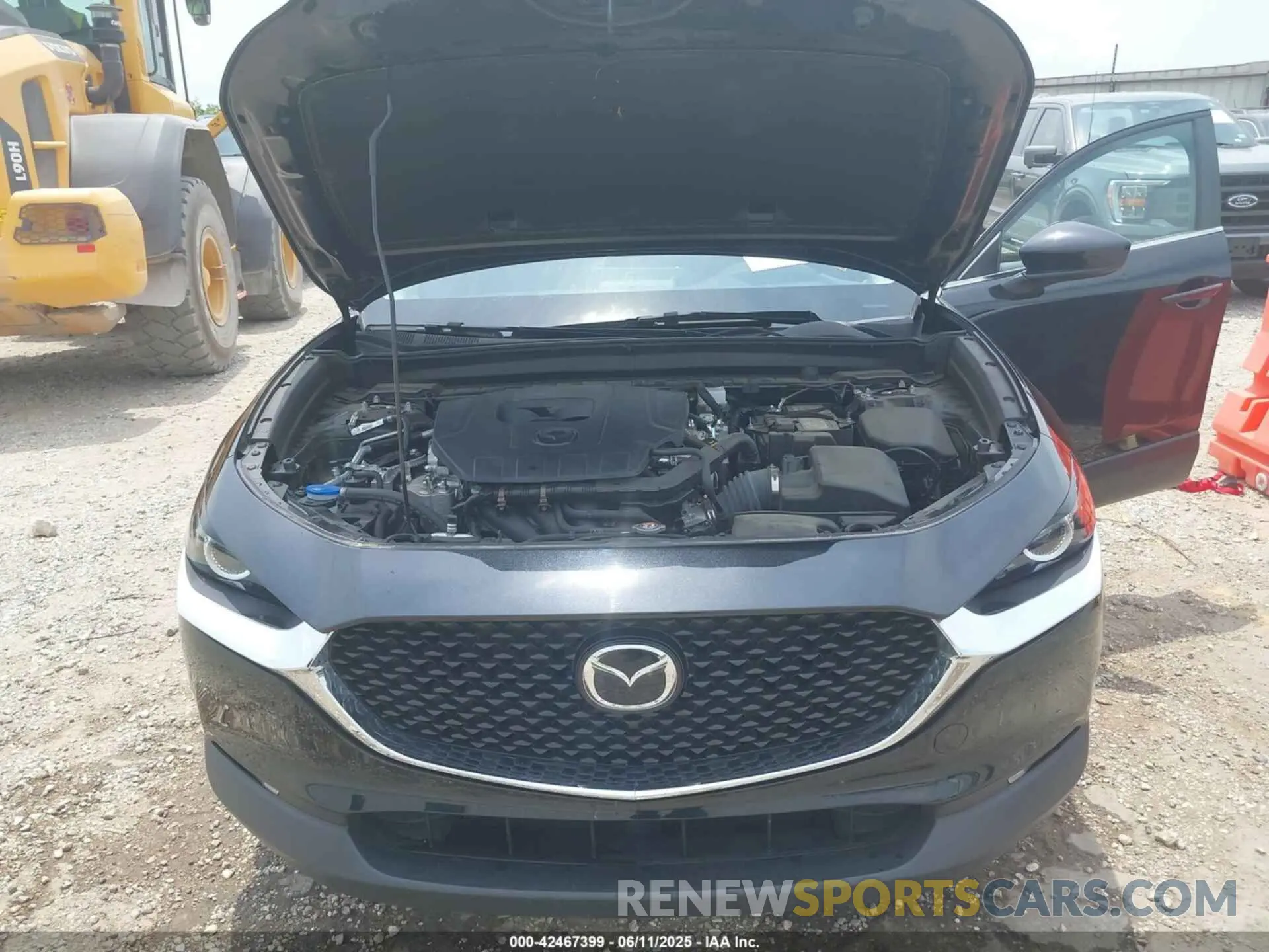 10 Photograph of a damaged car 3MVDMBAM3PM552522 MAZDA CX-30 2023