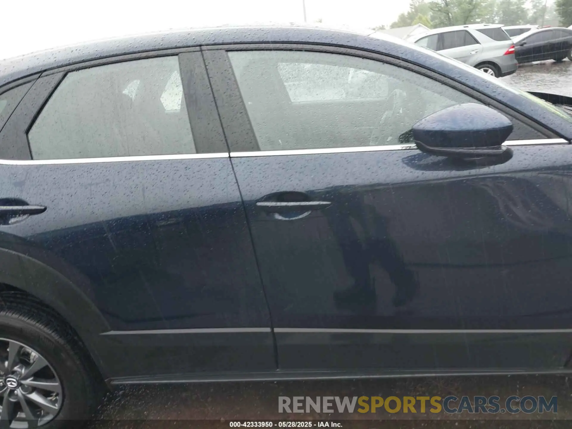 12 Photograph of a damaged car 3MVDMBAM3PM579929 MAZDA CX-30 2023