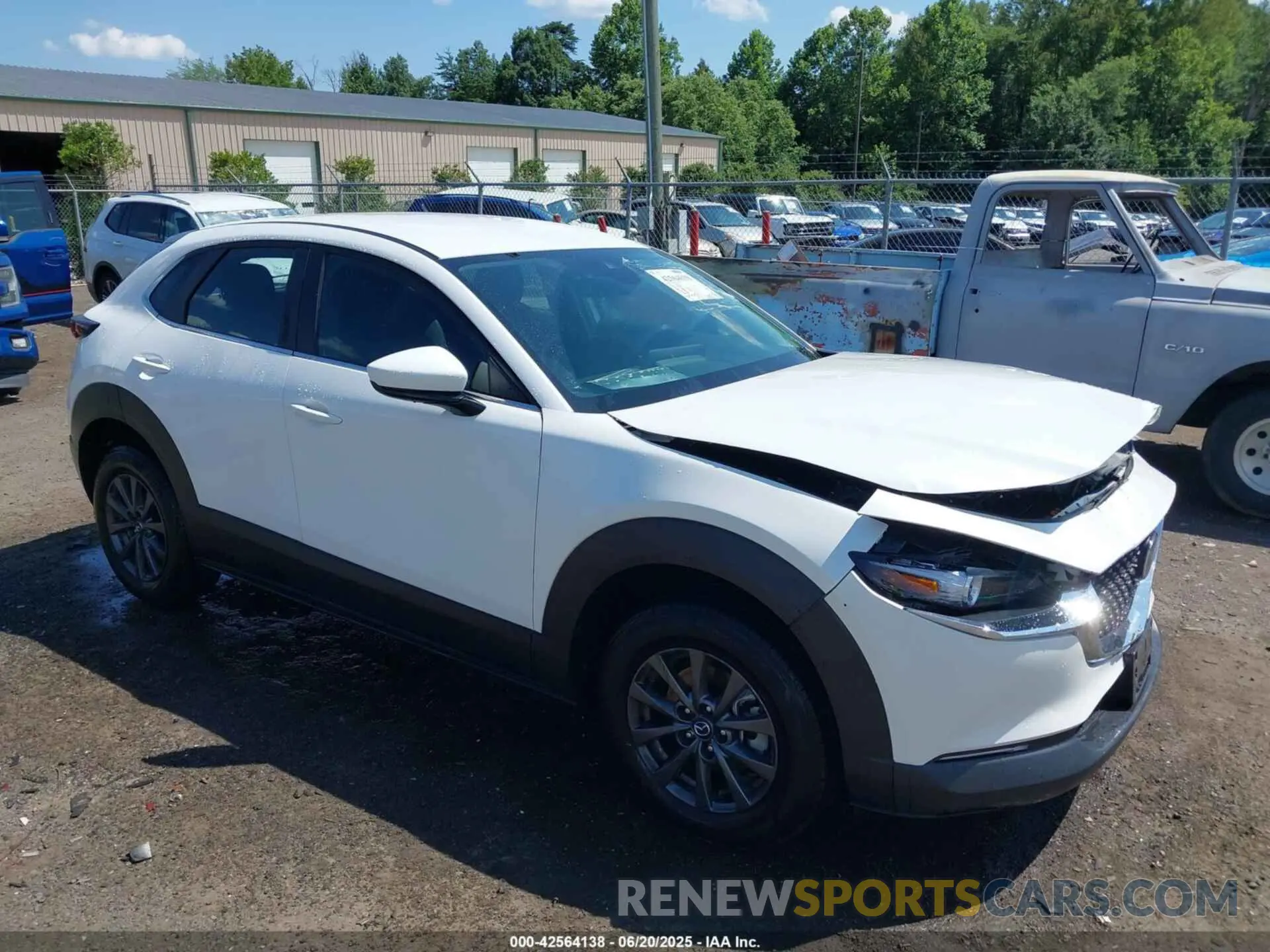 1 Photograph of a damaged car 3MVDMBAM8PM543864 MAZDA CX-30 2023