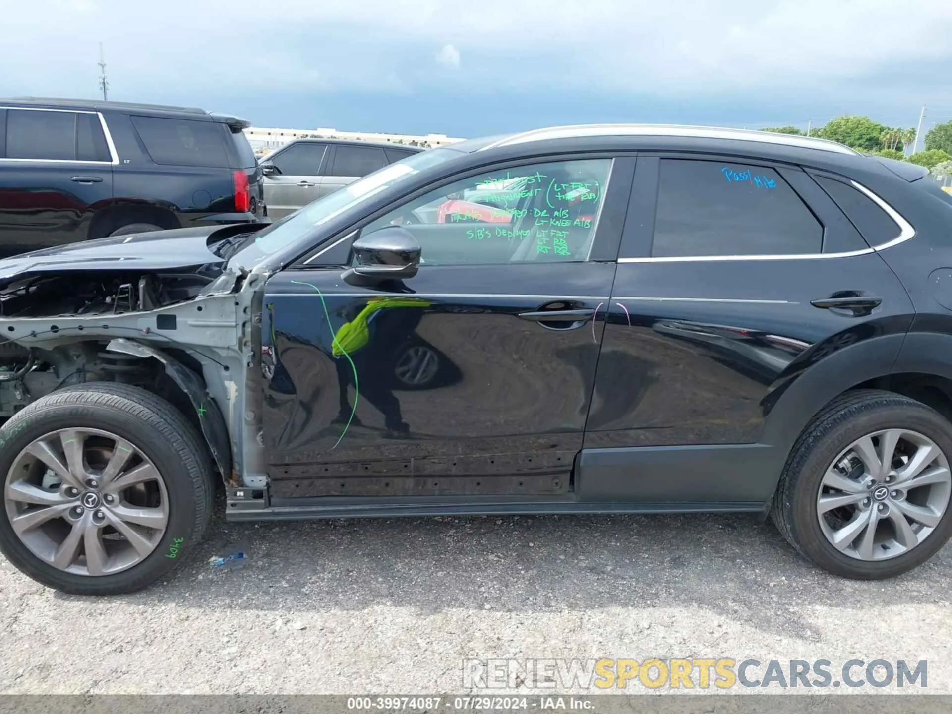 15 Photograph of a damaged car 3MVDMBBM2PM531336 MAZDA CX-30 2023