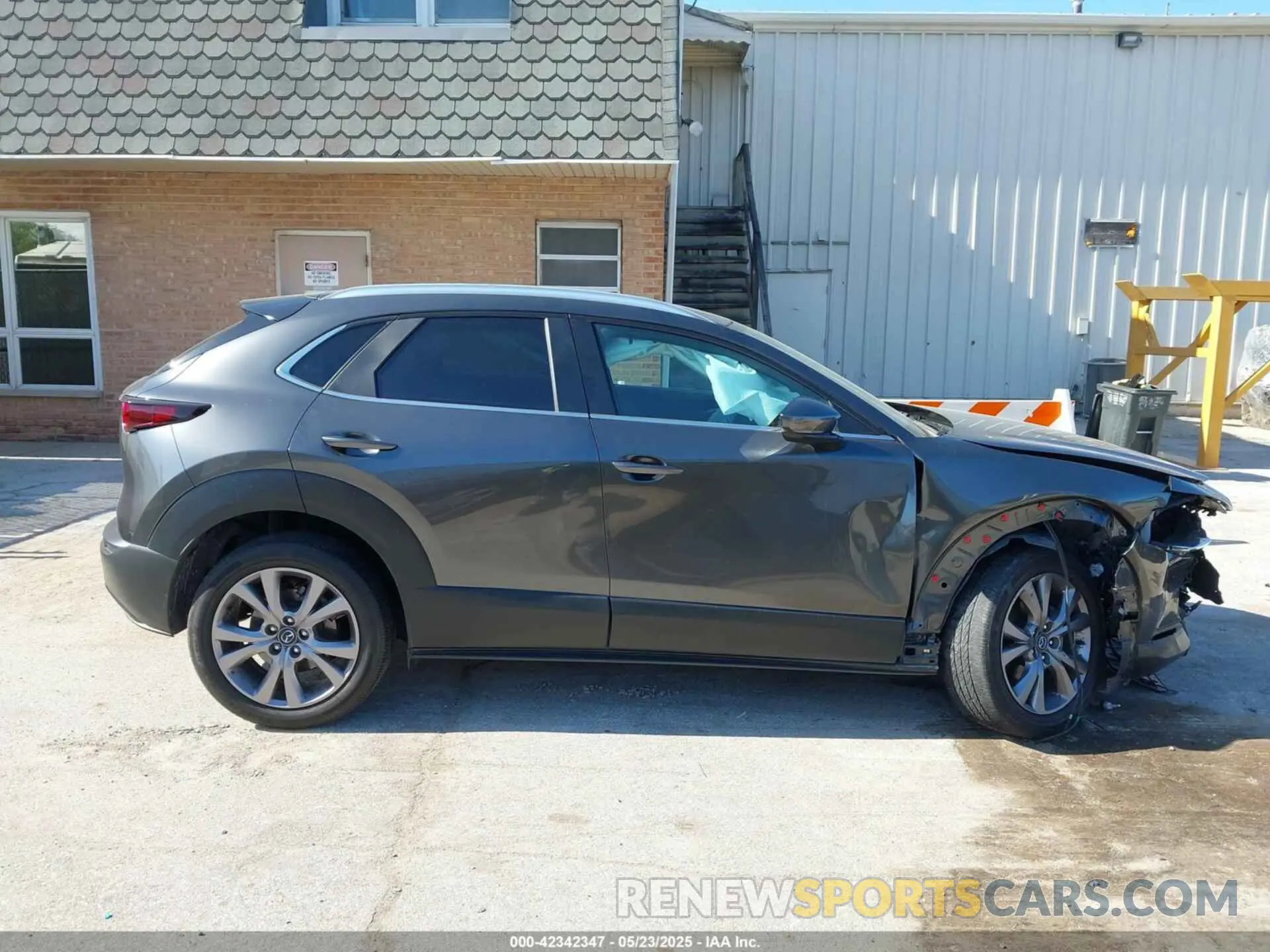 13 Photograph of a damaged car 3MVDMBBM2PM537699 MAZDA CX-30 2023