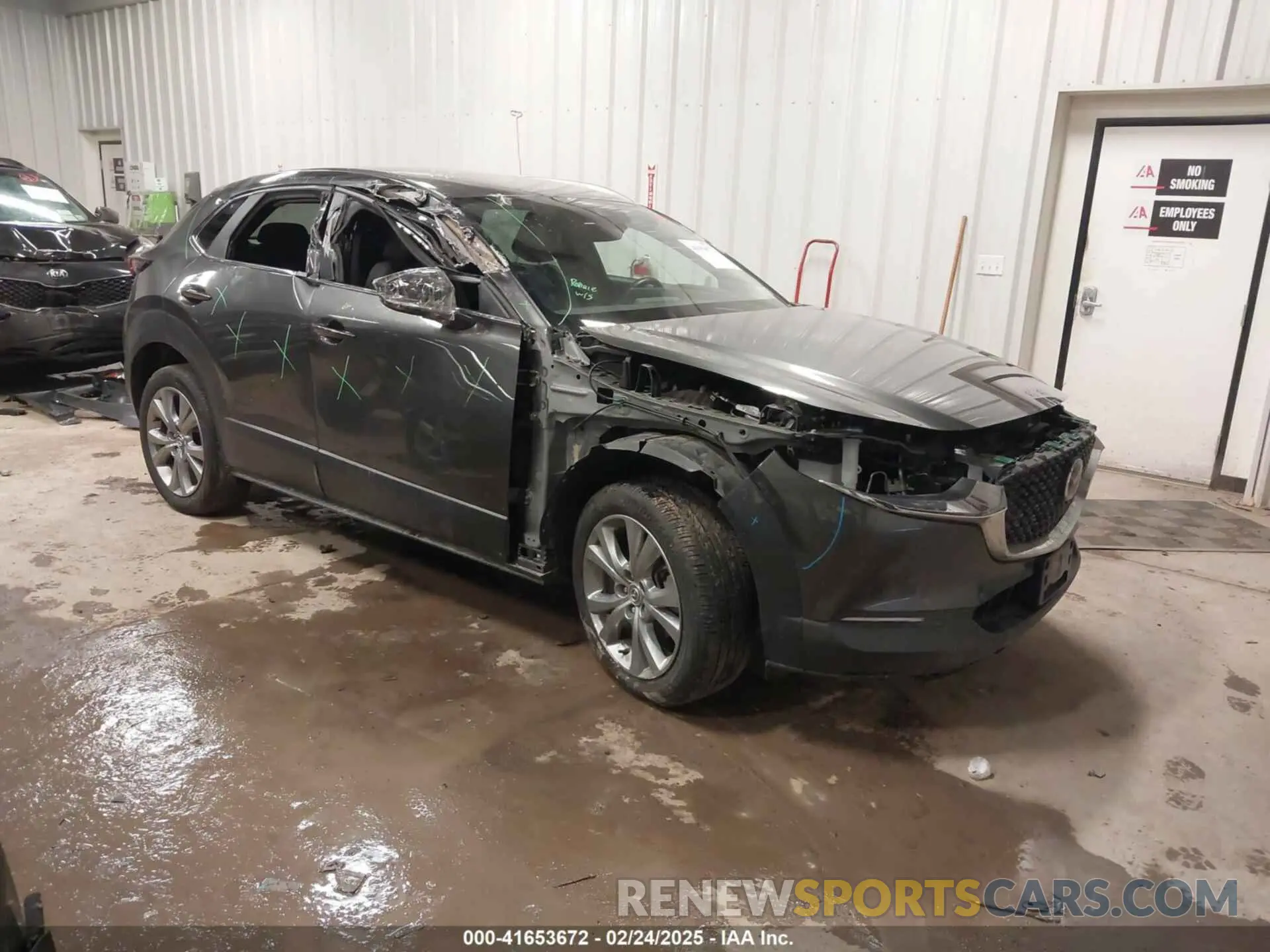 1 Photograph of a damaged car 3MVDMBBM2PM581752 MAZDA CX-30 2023