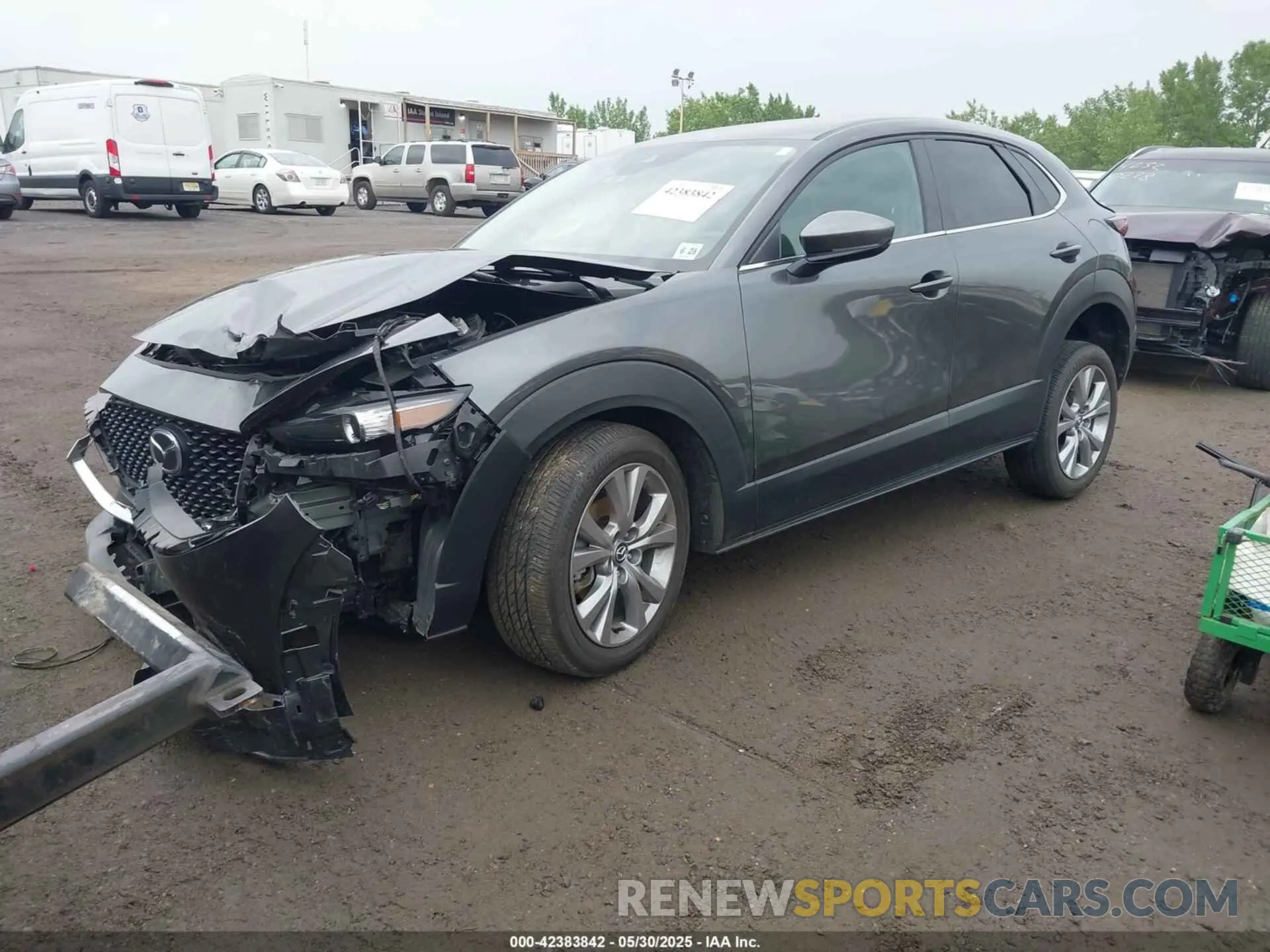 2 Photograph of a damaged car 3MVDMBBM3PM514805 MAZDA CX-30 2023