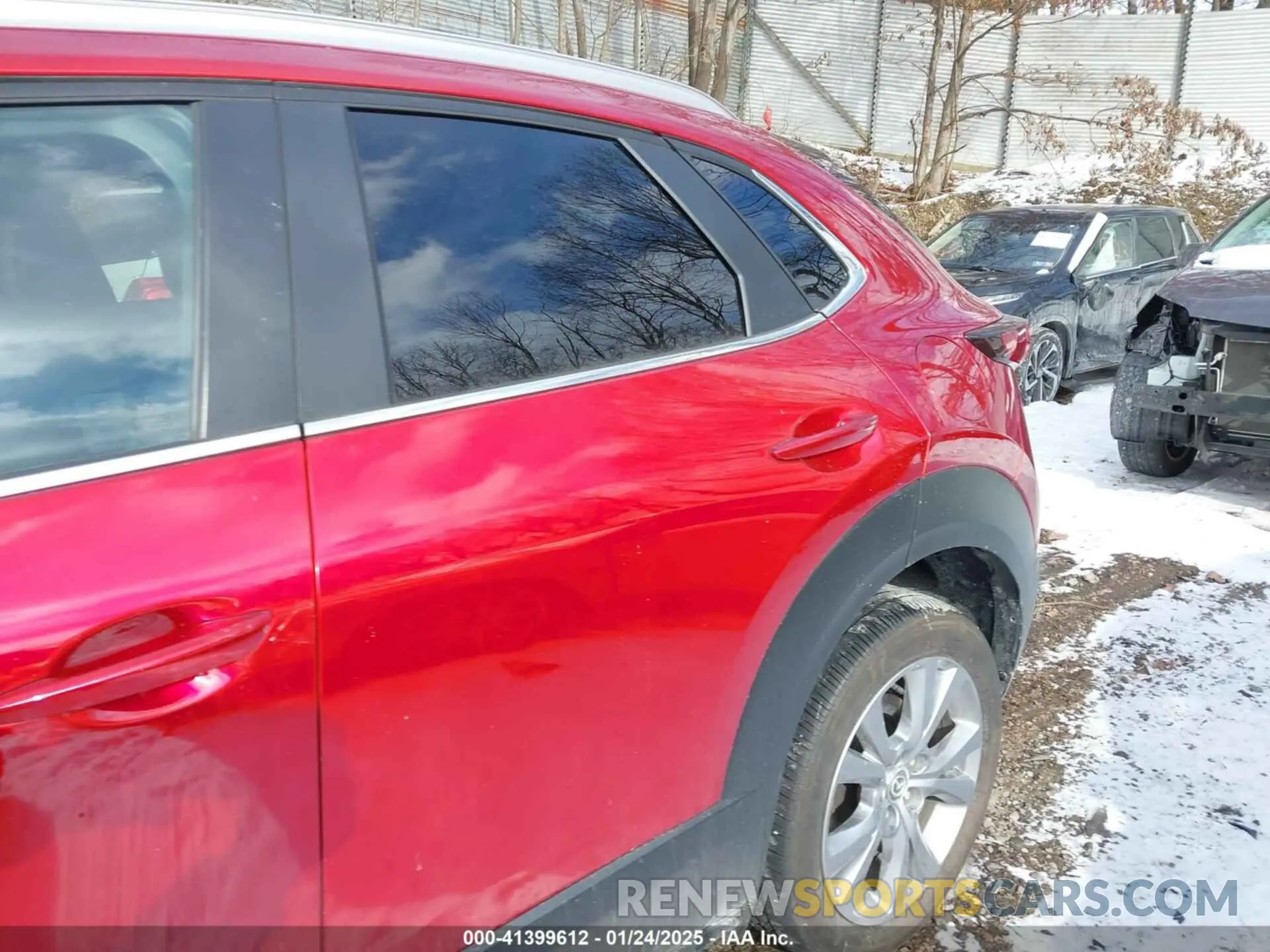 19 Photograph of a damaged car 3MVDMBBM4PM510021 MAZDA CX-30 2023