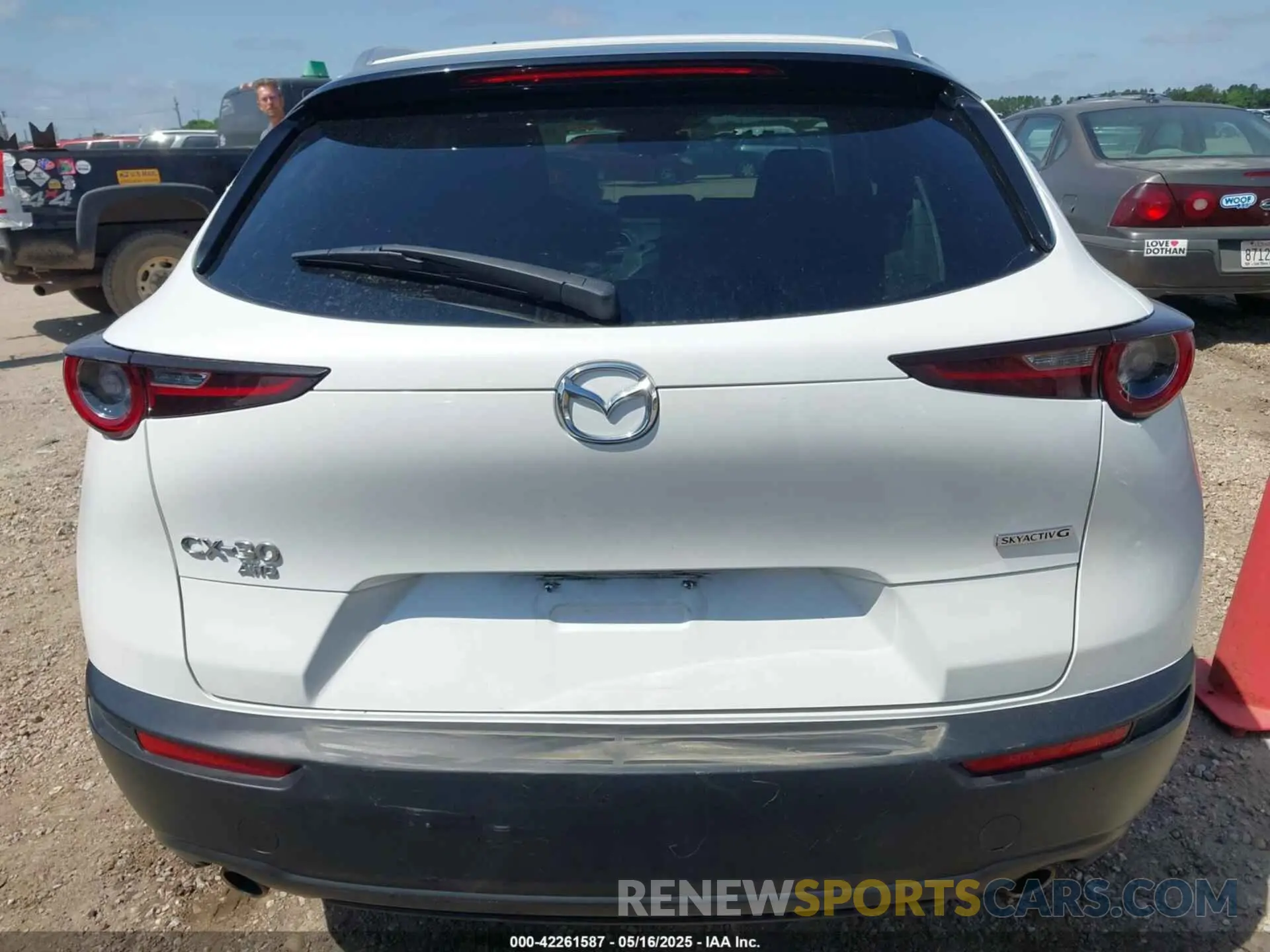 17 Photograph of a damaged car 3MVDMBBM7PM551775 MAZDA CX-30 2023