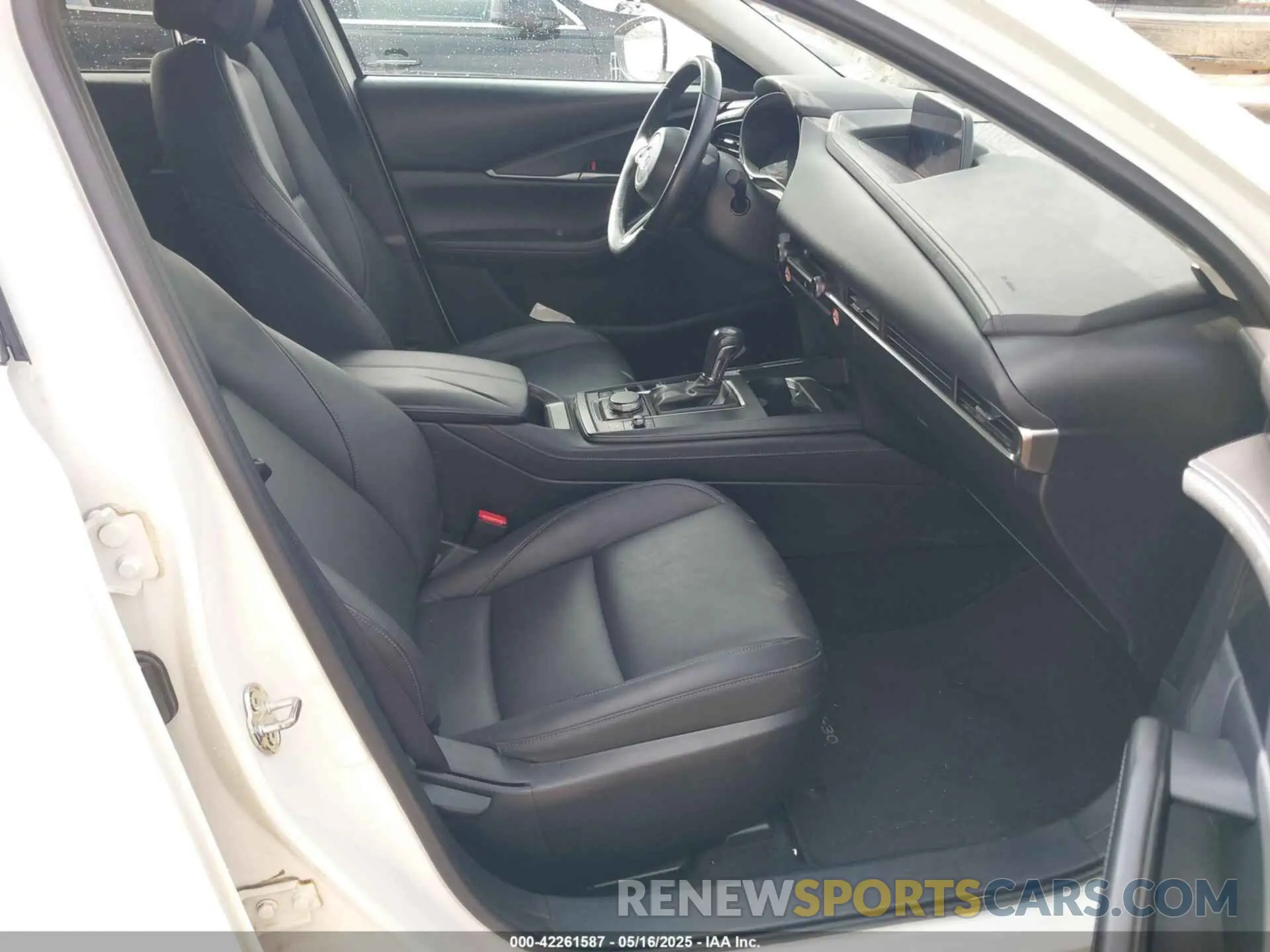 5 Photograph of a damaged car 3MVDMBBM7PM551775 MAZDA CX-30 2023