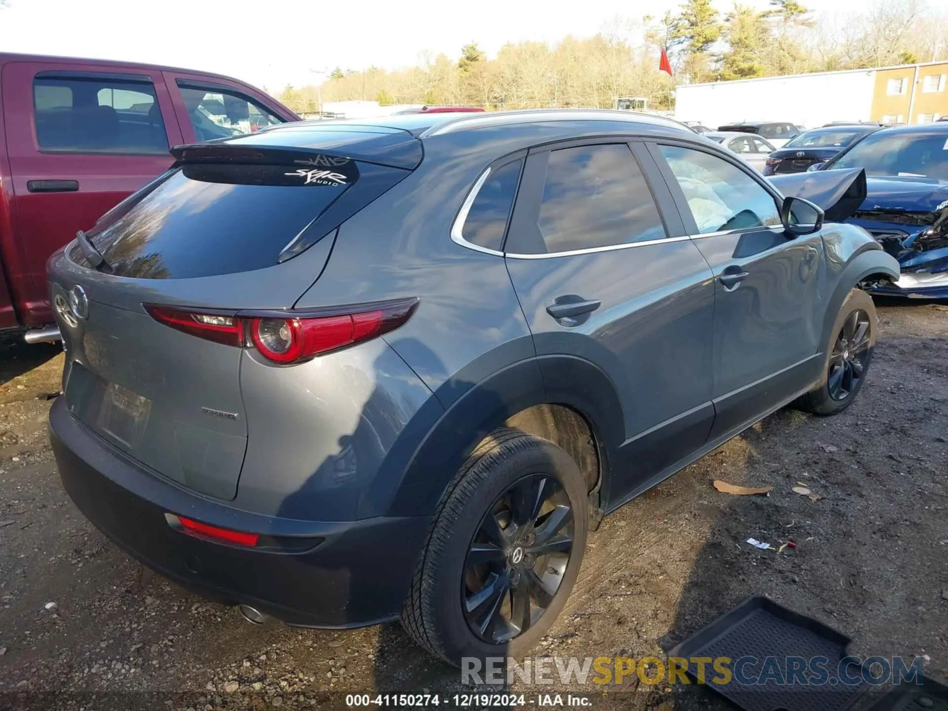 4 Photograph of a damaged car 3MVDMBCM0PM510726 MAZDA CX-30 2023