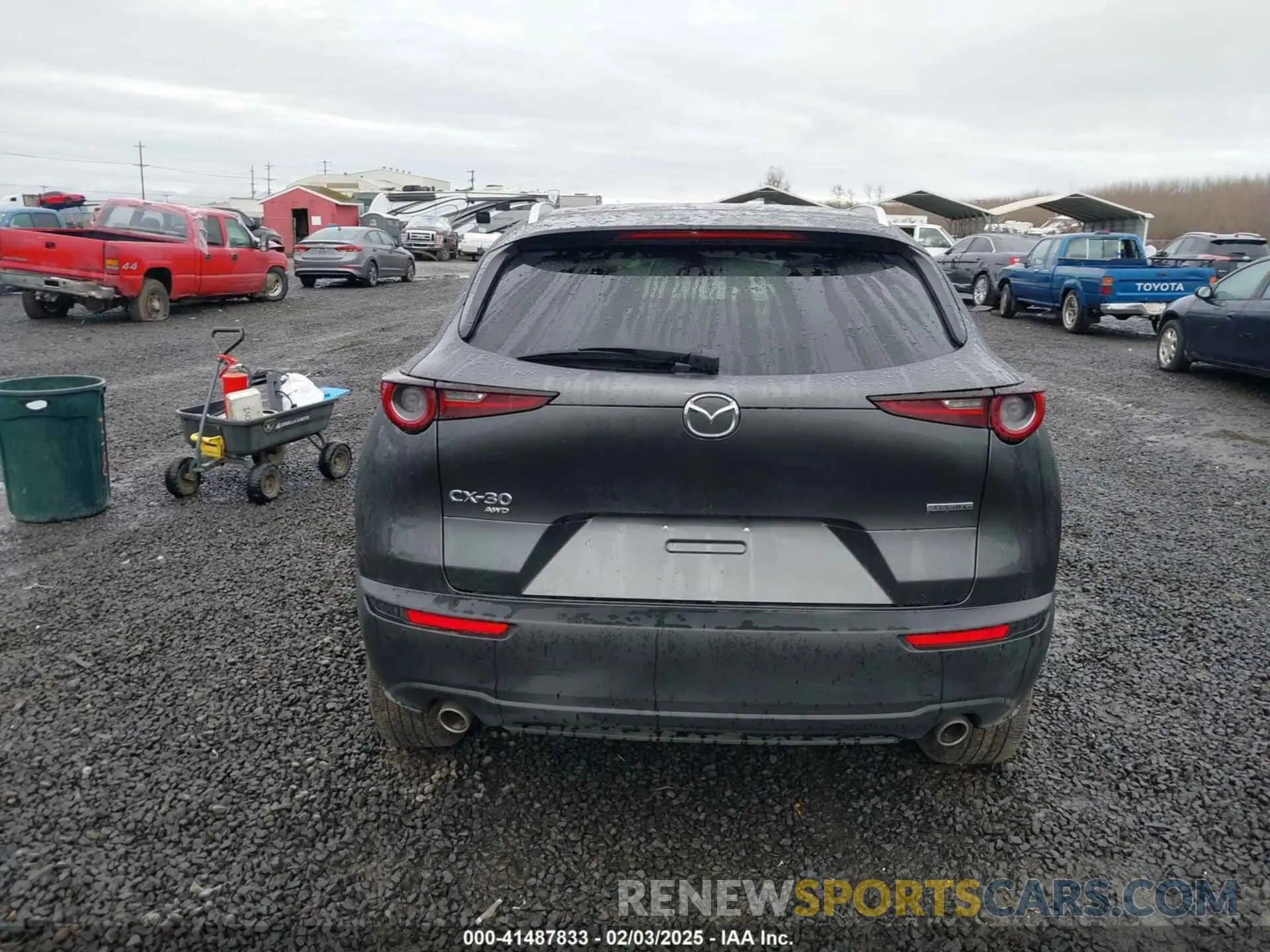 17 Photograph of a damaged car 3MVDMBCM0PM520804 MAZDA CX-30 2023