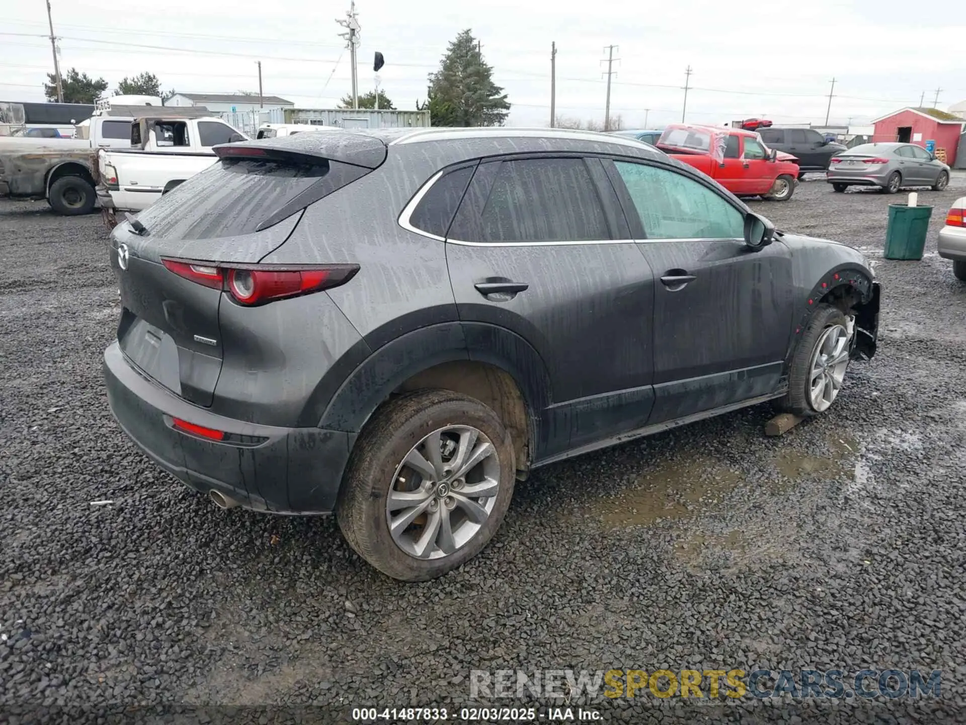 4 Photograph of a damaged car 3MVDMBCM0PM520804 MAZDA CX-30 2023