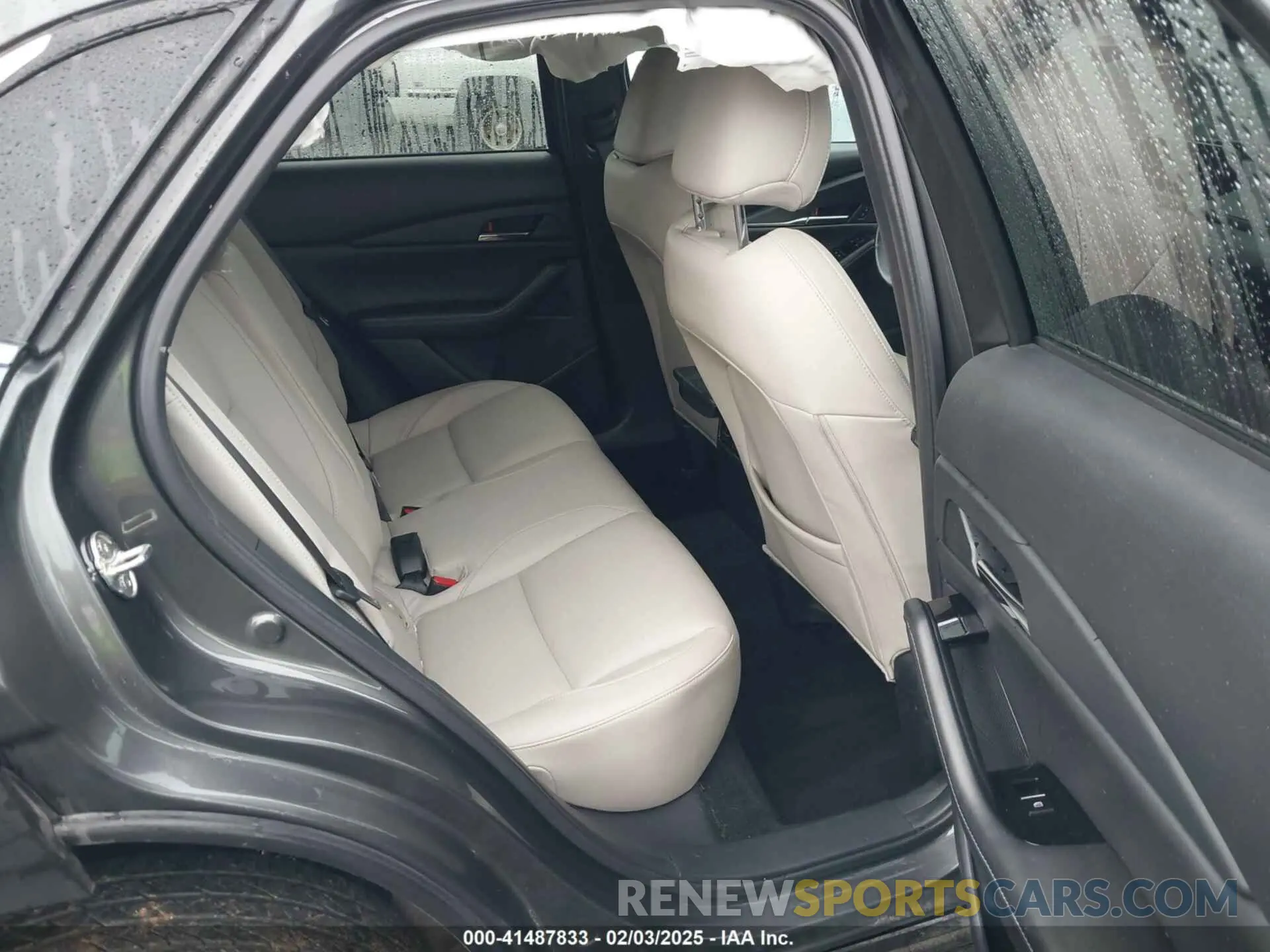 8 Photograph of a damaged car 3MVDMBCM0PM520804 MAZDA CX-30 2023
