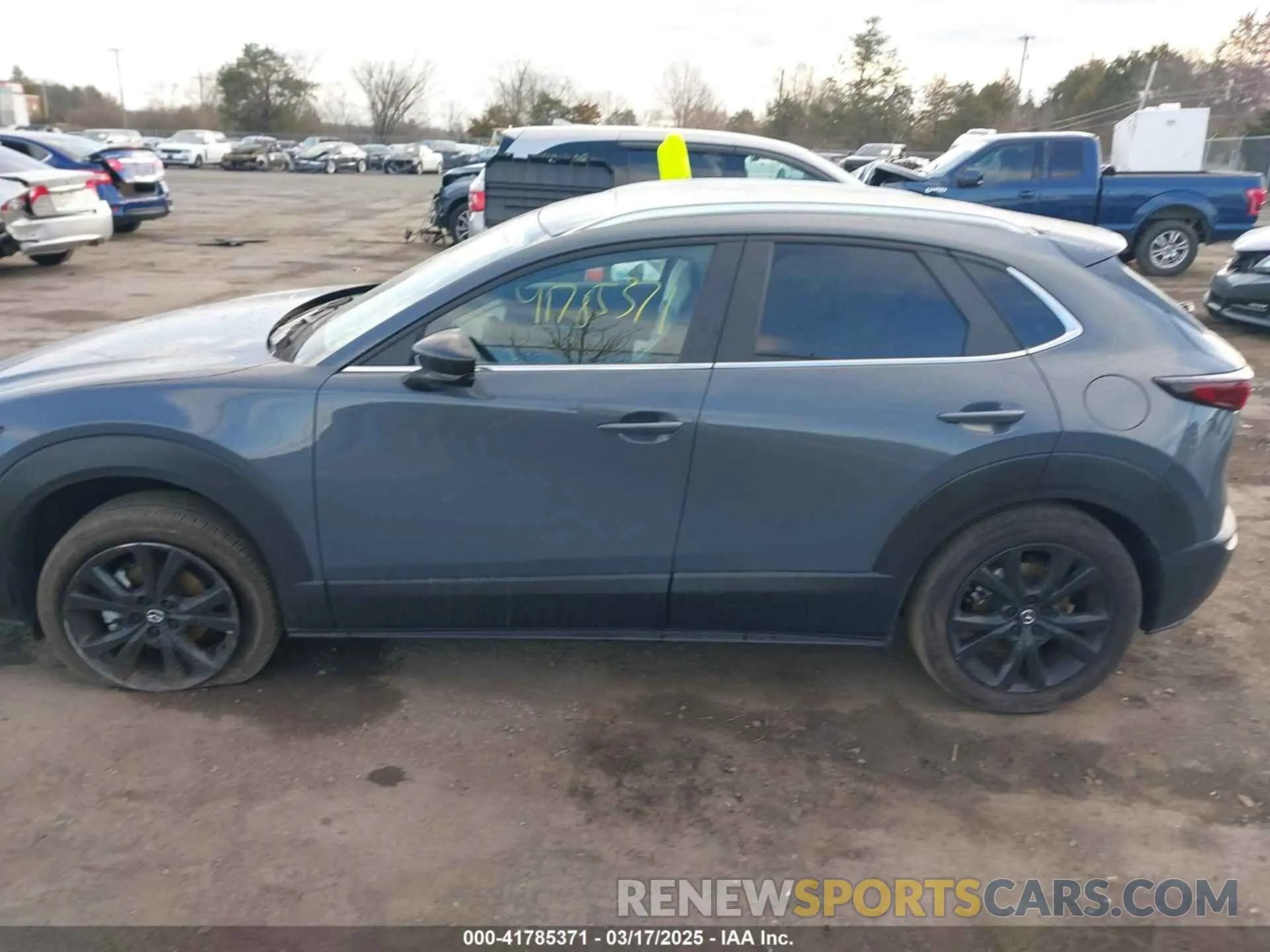 14 Photograph of a damaged car 3MVDMBCM1PM573317 MAZDA CX-30 2023