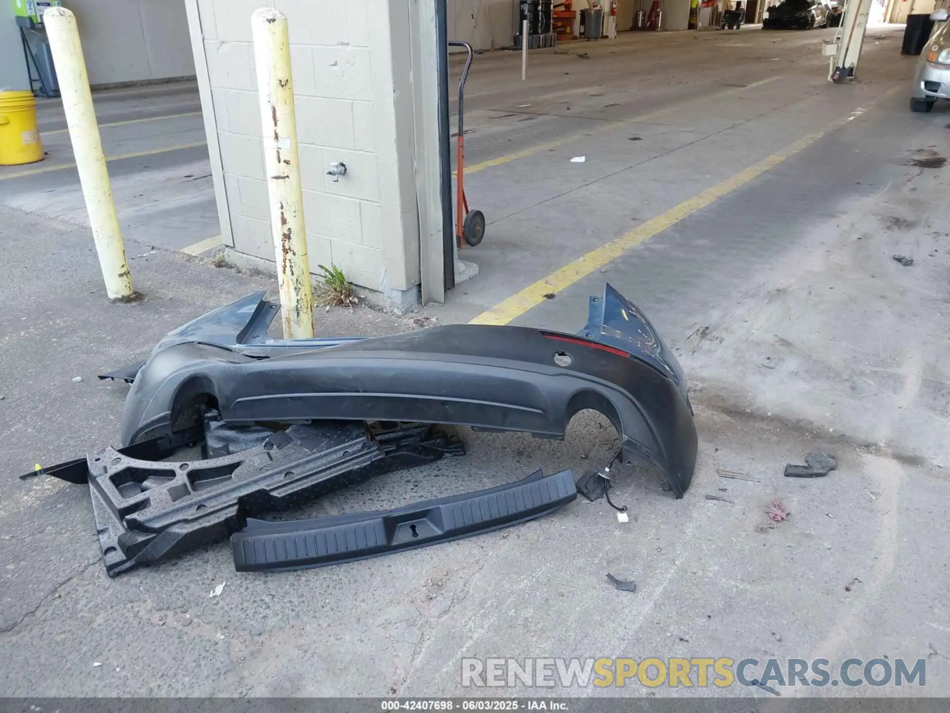 12 Photograph of a damaged car 3MVDMBCM2PM551682 MAZDA CX-30 2023