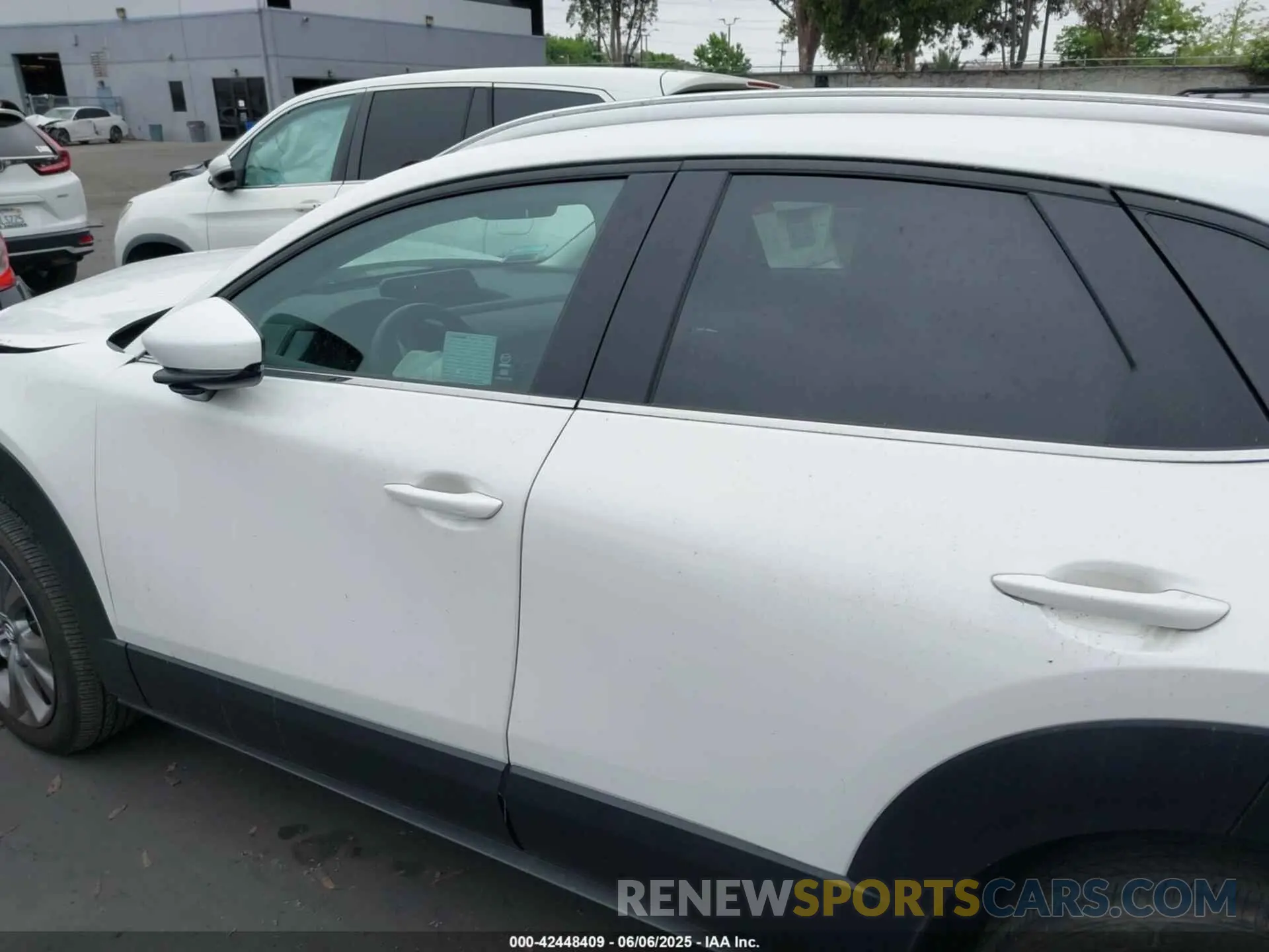 15 Photograph of a damaged car 3MVDMBCM2PM562939 MAZDA CX-30 2023