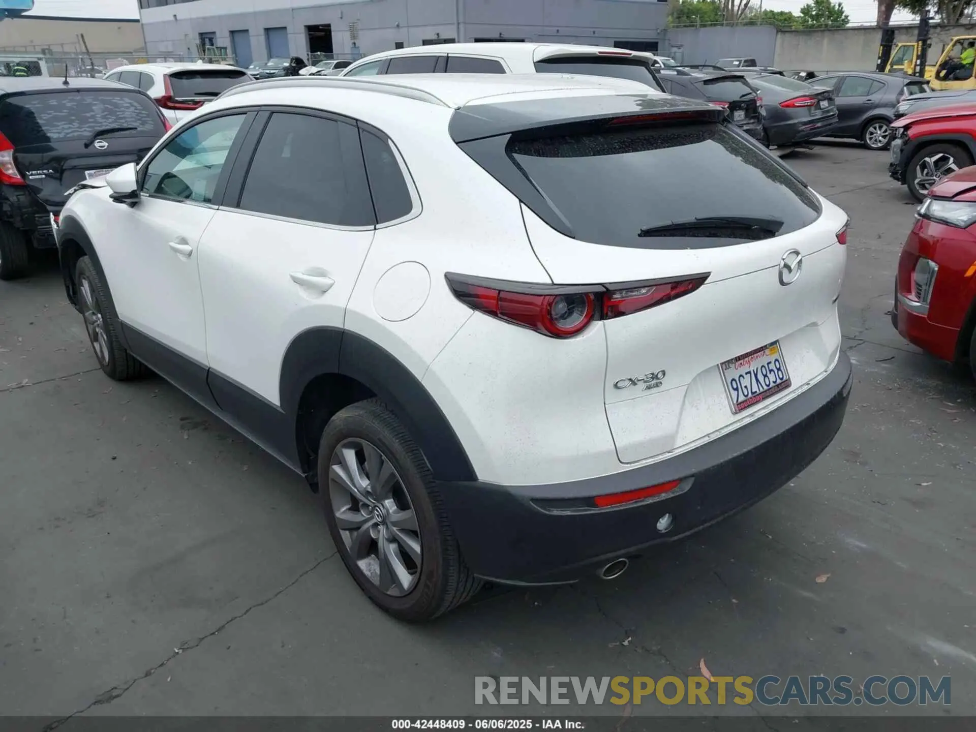 3 Photograph of a damaged car 3MVDMBCM2PM562939 MAZDA CX-30 2023