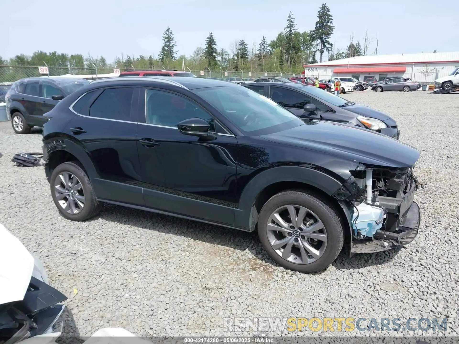 14 Photograph of a damaged car 3MVDMBCM3PM562447 MAZDA CX-30 2023