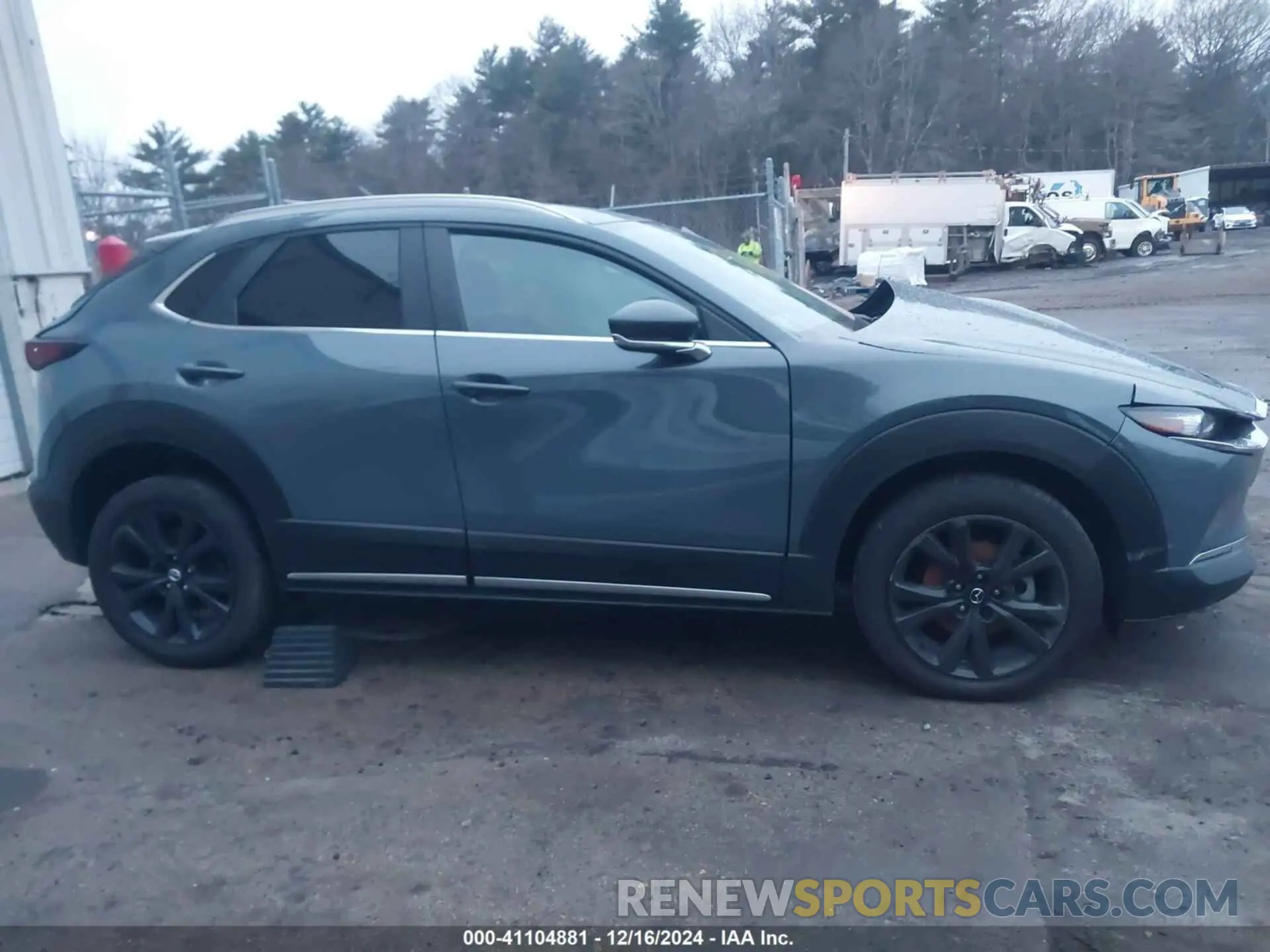 13 Photograph of a damaged car 3MVDMBCM5PM545150 MAZDA CX-30 2023