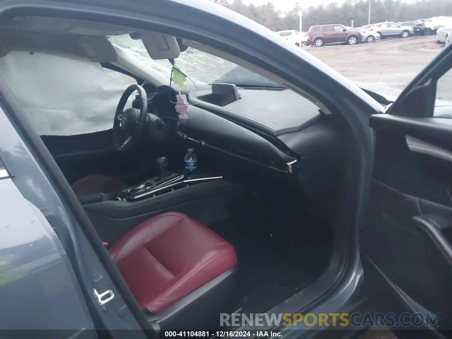 5 Photograph of a damaged car 3MVDMBCM5PM545150 MAZDA CX-30 2023
