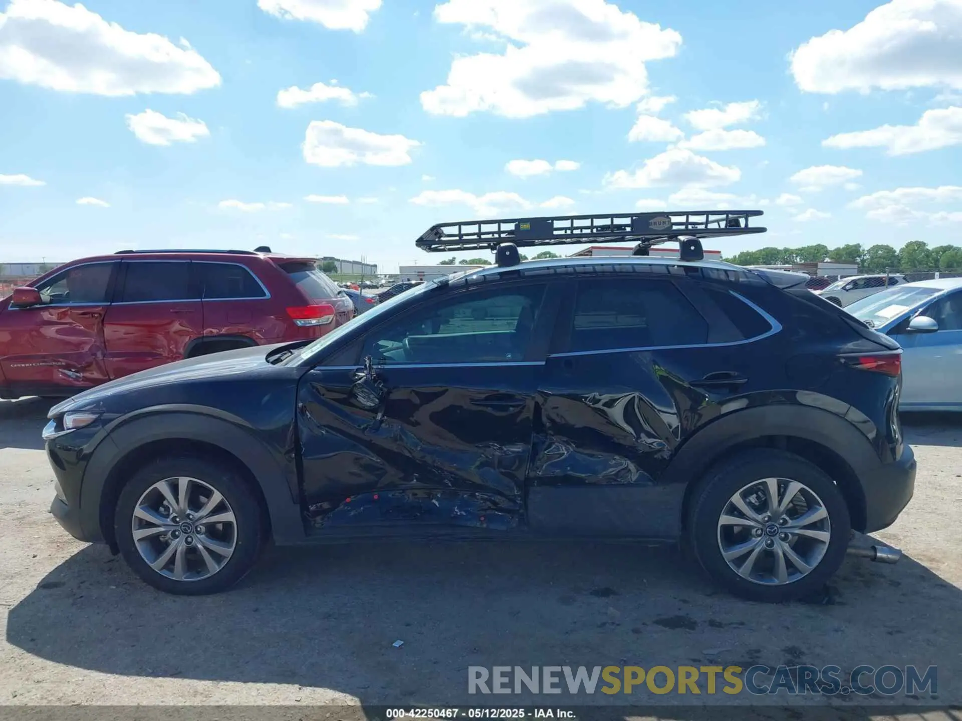 14 Photograph of a damaged car 3MVDMBCM5PM588600 MAZDA CX-30 2023