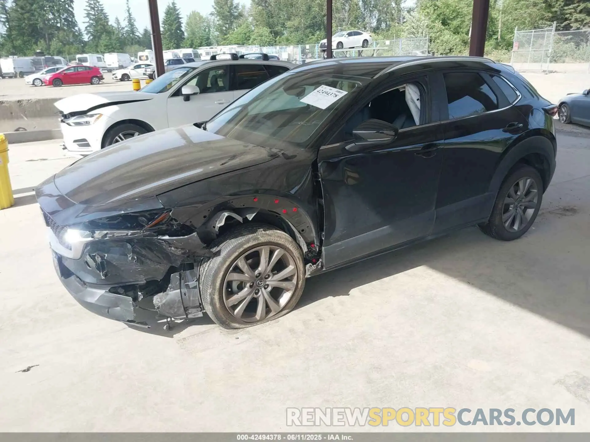 2 Photograph of a damaged car 3MVDMBCM8PM569152 MAZDA CX-30 2023