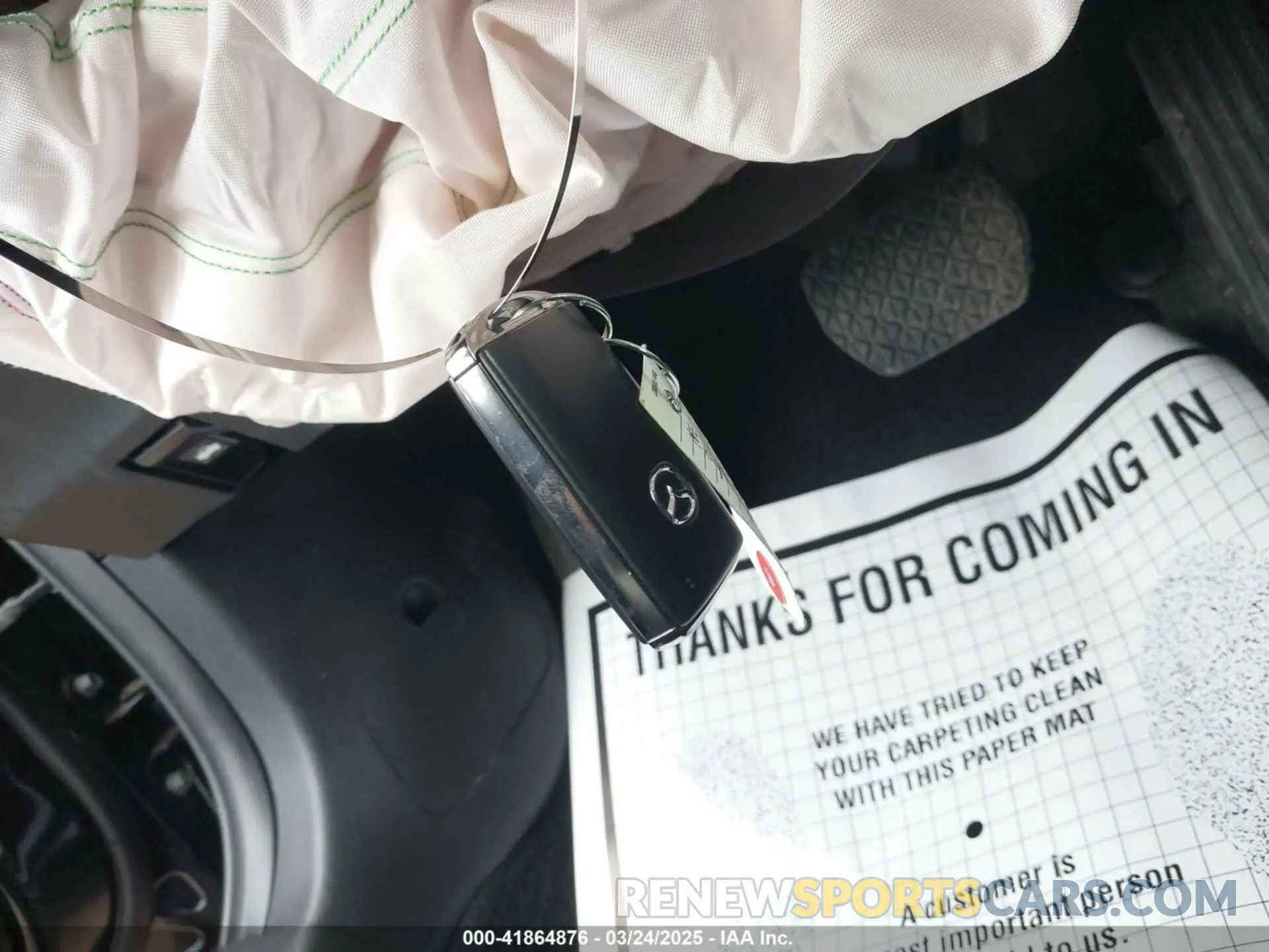 11 Photograph of a damaged car 3MVDMBCMXPM553129 MAZDA CX-30 2023