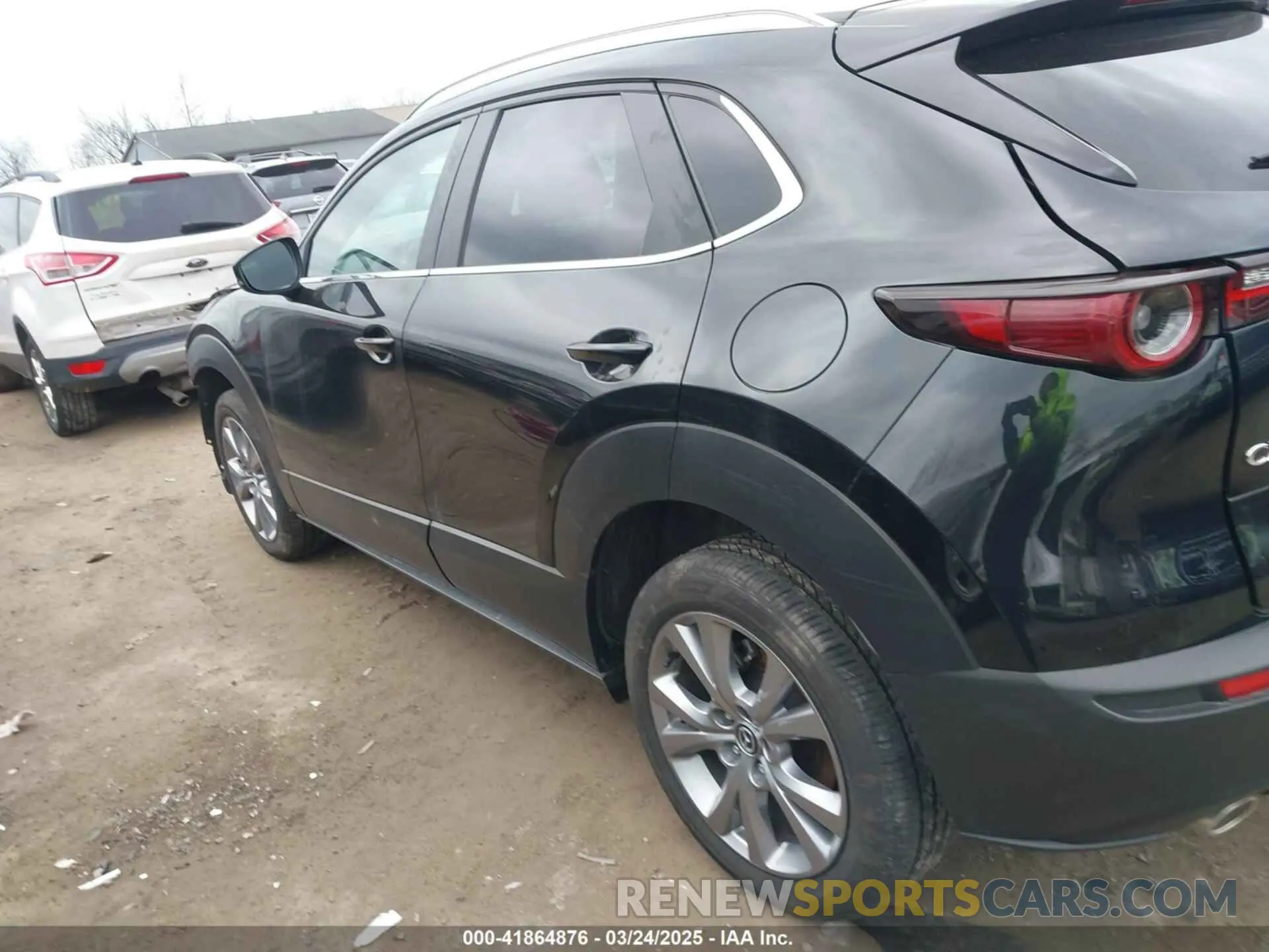15 Photograph of a damaged car 3MVDMBCMXPM553129 MAZDA CX-30 2023
