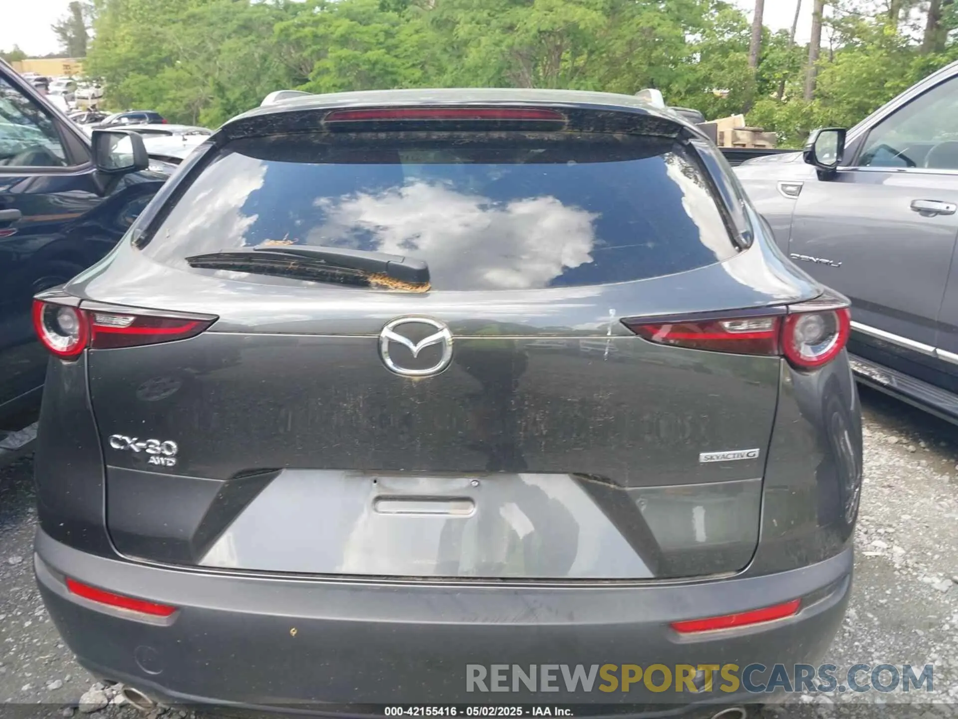 16 Photograph of a damaged car 3MVDMBDM2PM526974 MAZDA CX-30 2023