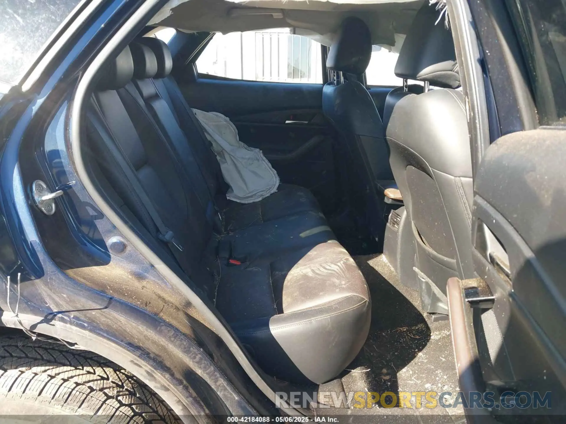 8 Photograph of a damaged car 3MVDMBDM7PM519793 MAZDA CX-30 2023