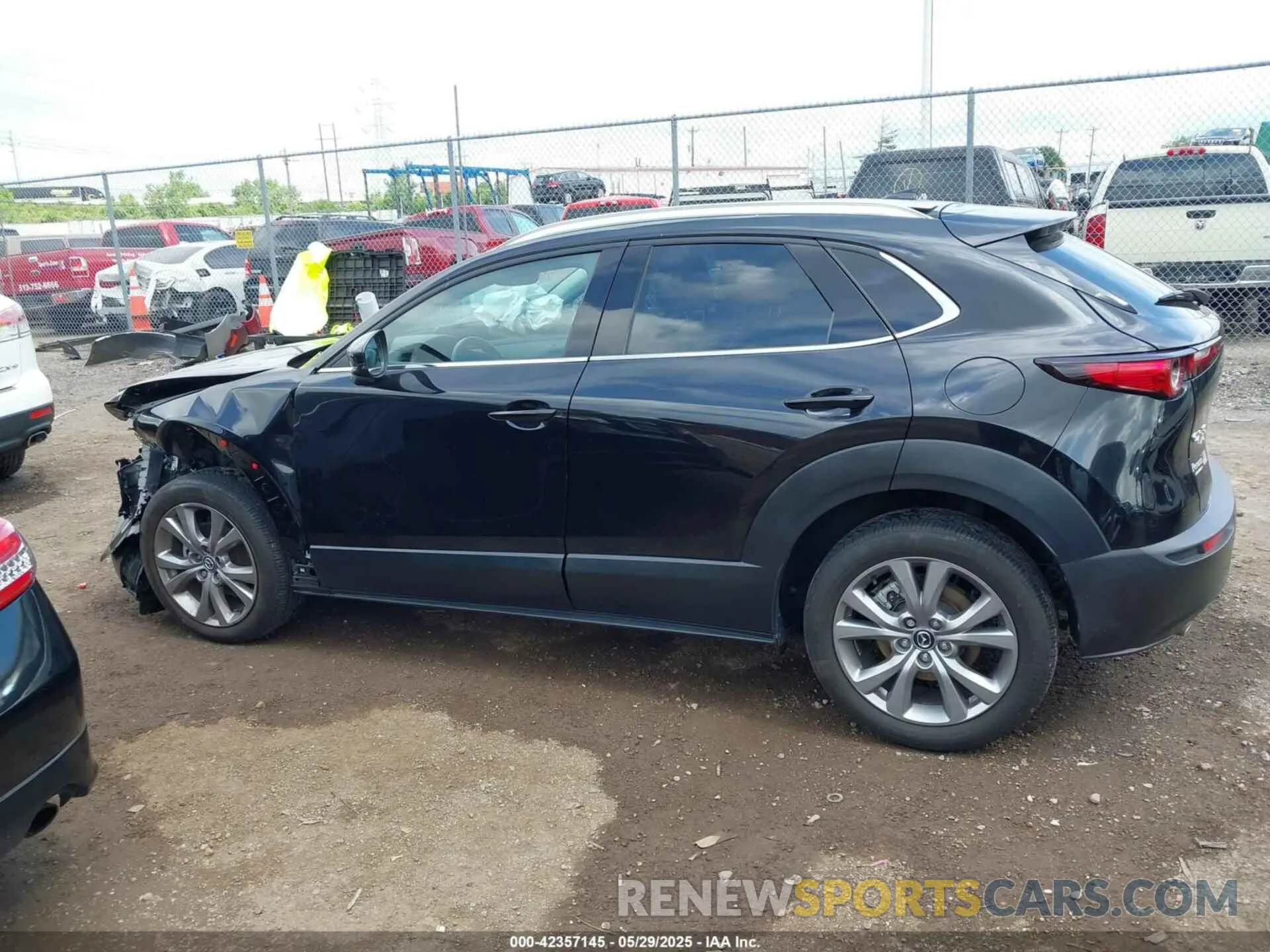 14 Photograph of a damaged car 3MVDMBDM7PM557590 MAZDA CX-30 2023