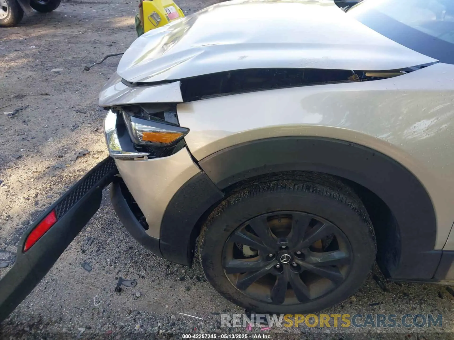 6 Photograph of a damaged car 3MVDMBDY0PM507018 MAZDA CX-30 2023