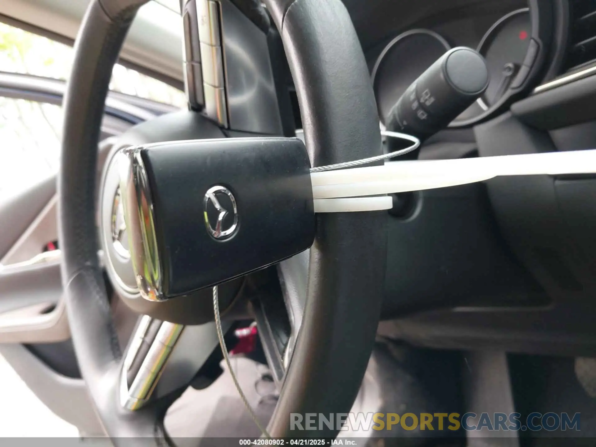11 Photograph of a damaged car 3MVDMBDY0PM566361 MAZDA CX-30 2023