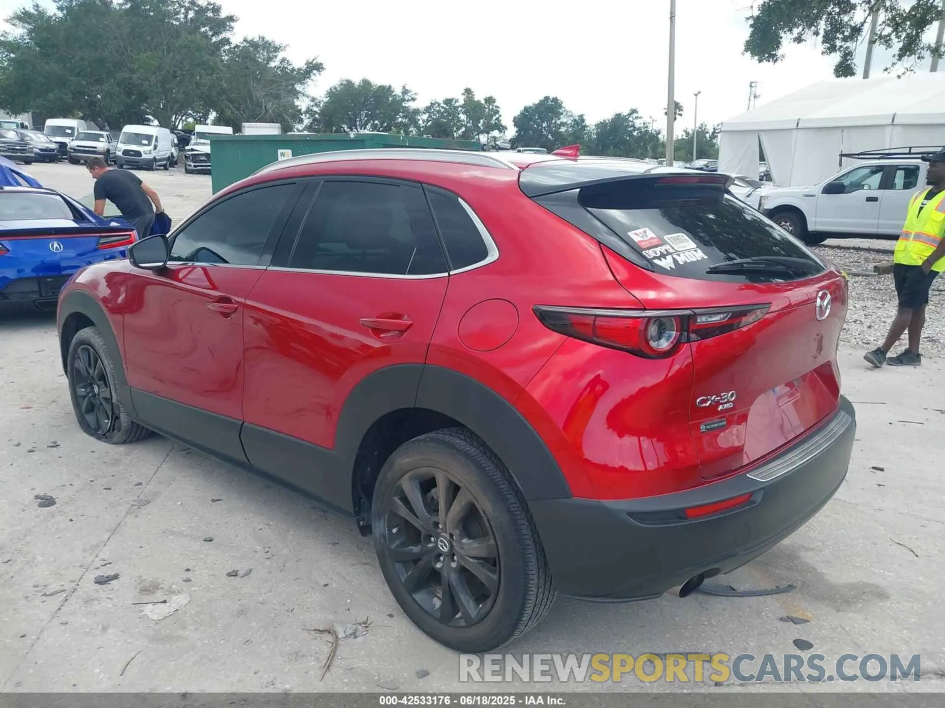 3 Photograph of a damaged car 3MVDMBDY3PM507398 MAZDA CX-30 2023