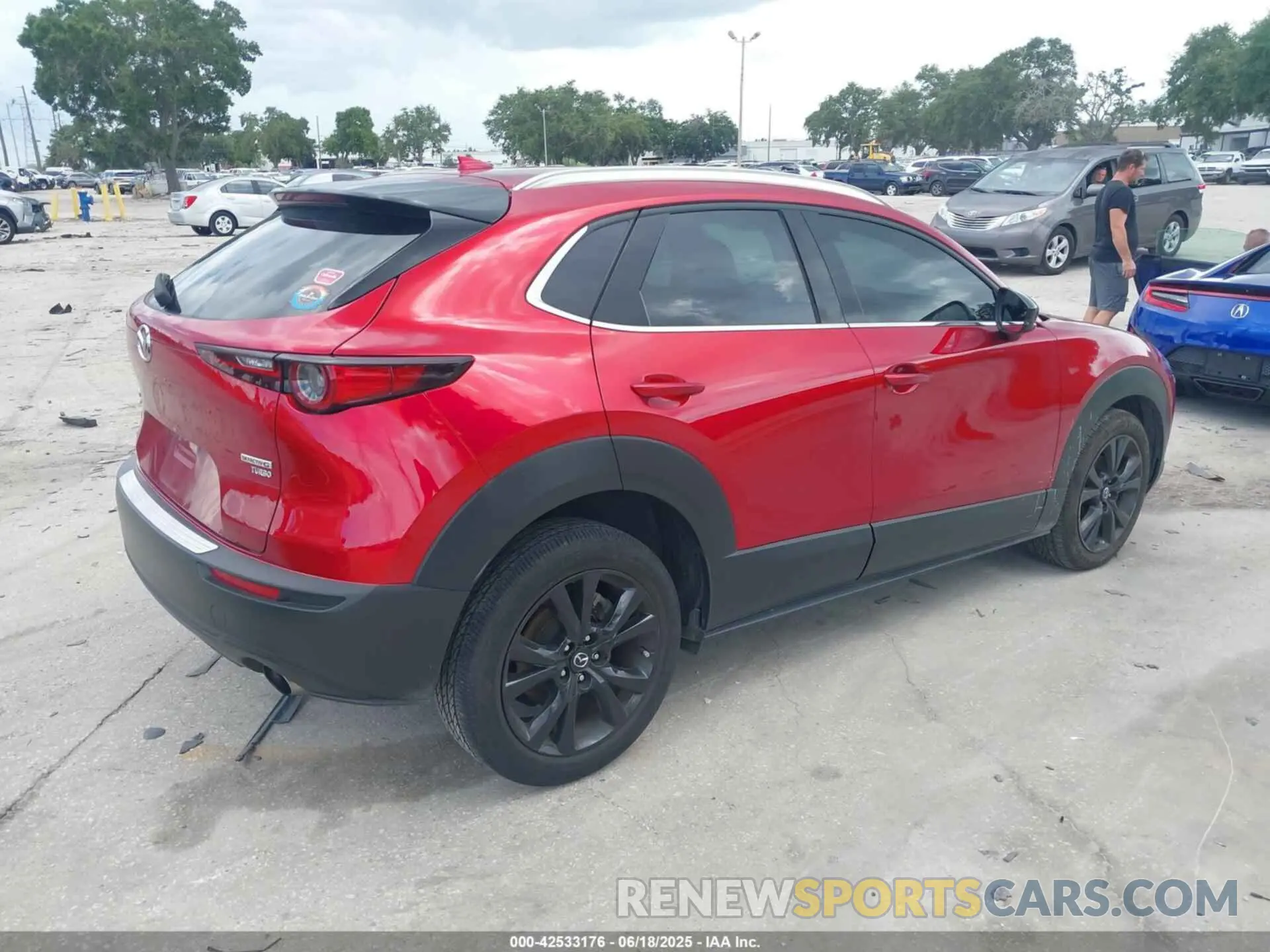 4 Photograph of a damaged car 3MVDMBDY3PM507398 MAZDA CX-30 2023
