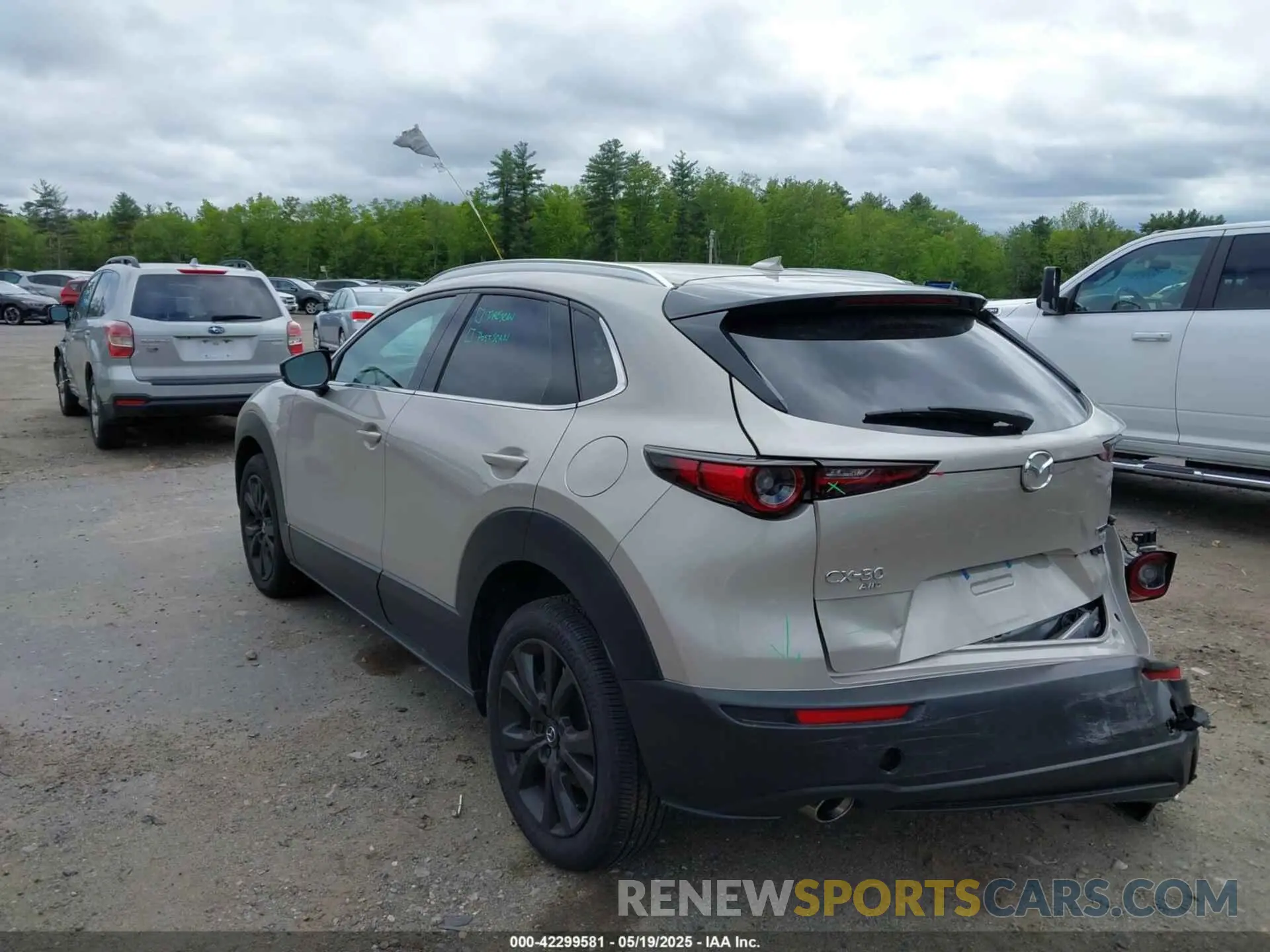 3 Photograph of a damaged car 3MVDMBDY7PM566311 MAZDA CX-30 2023