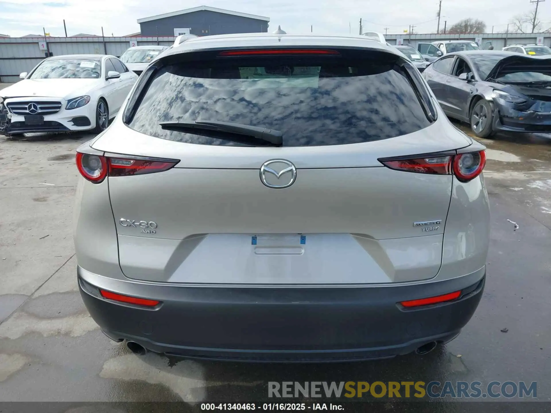 16 Photograph of a damaged car 3MVDMBDY7PM576689 MAZDA CX-30 2023