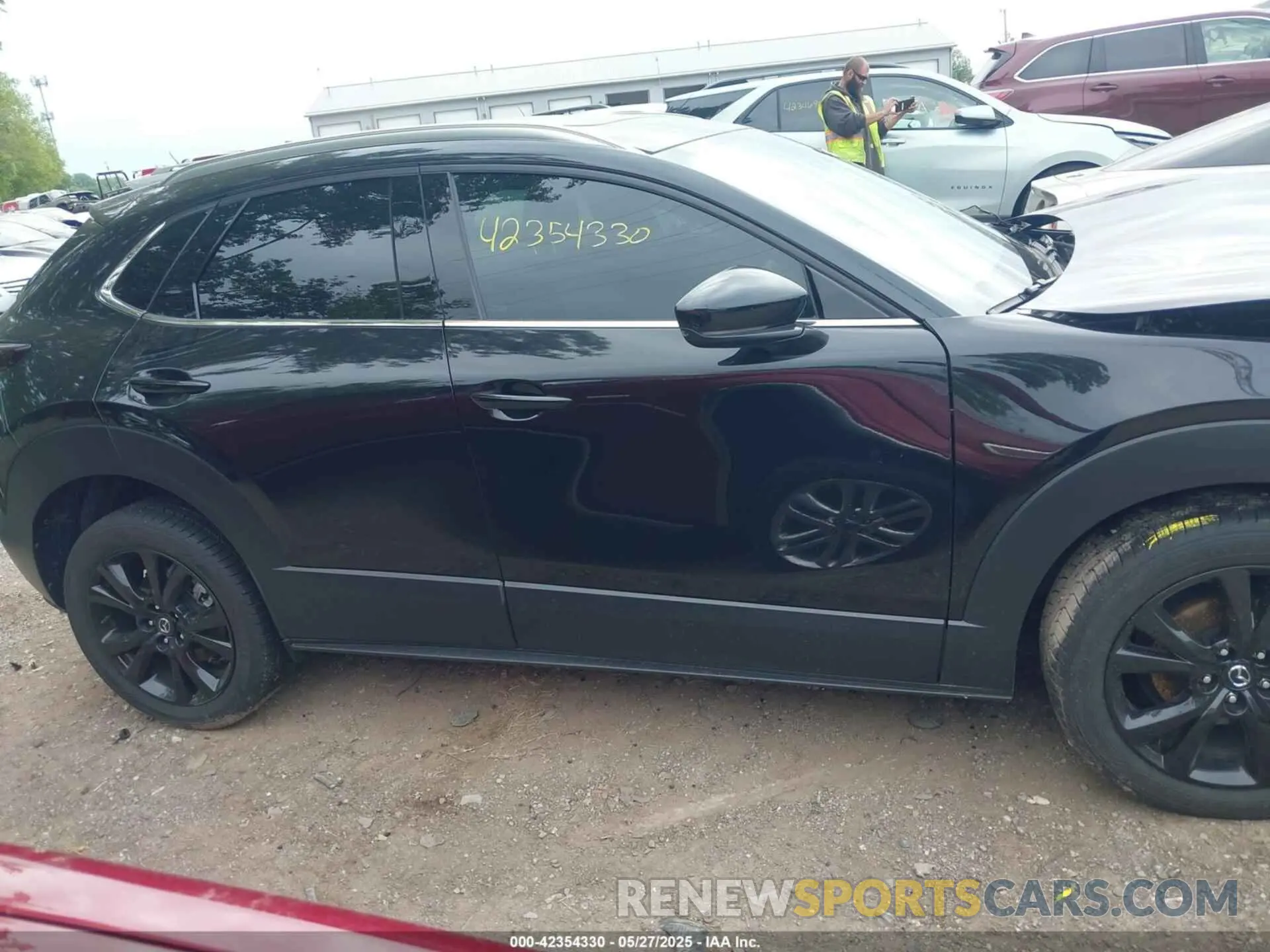 14 Photograph of a damaged car 3MVDMBDY9PM582252 MAZDA CX-30 2023
