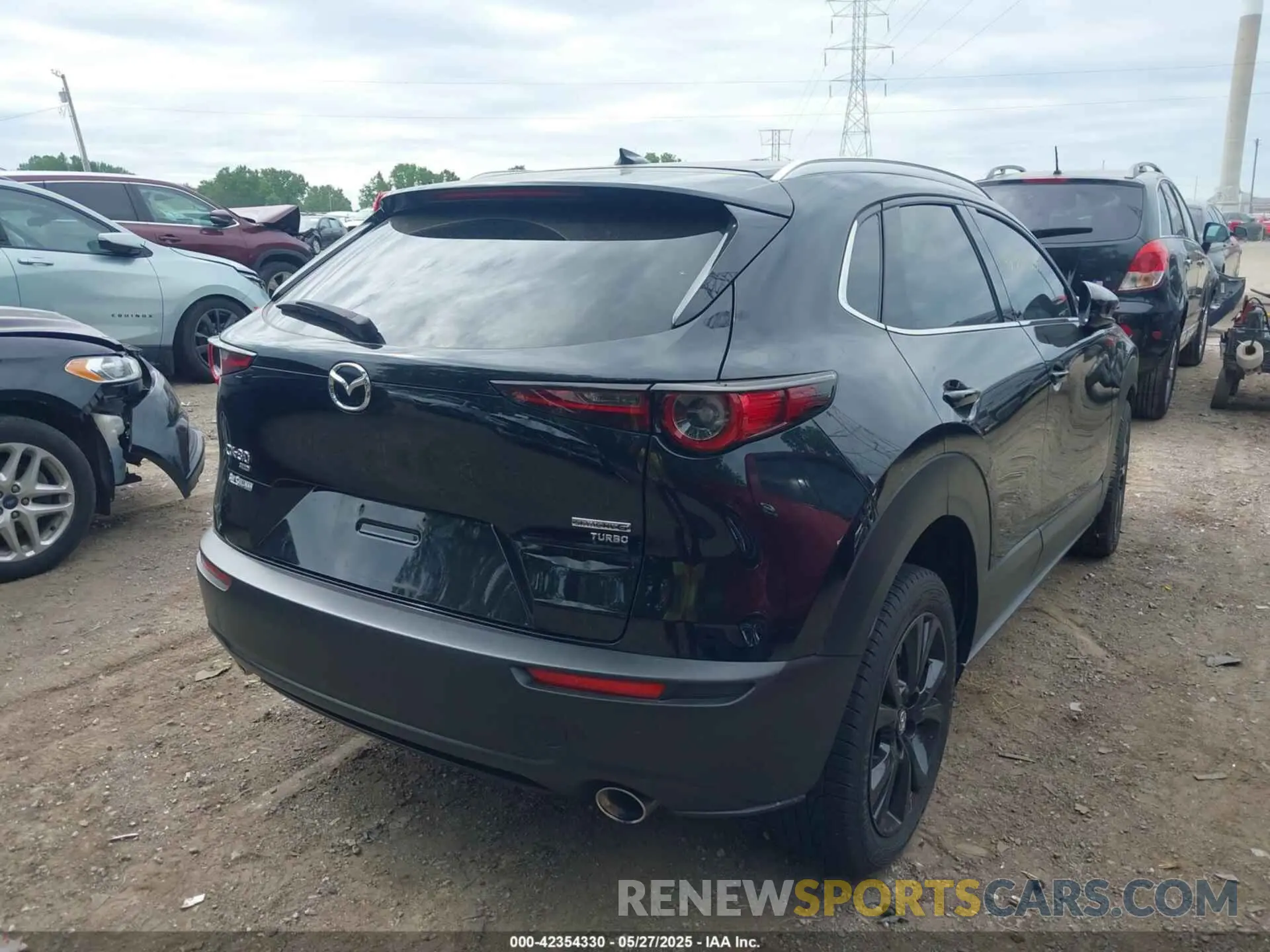 4 Photograph of a damaged car 3MVDMBDY9PM582252 MAZDA CX-30 2023