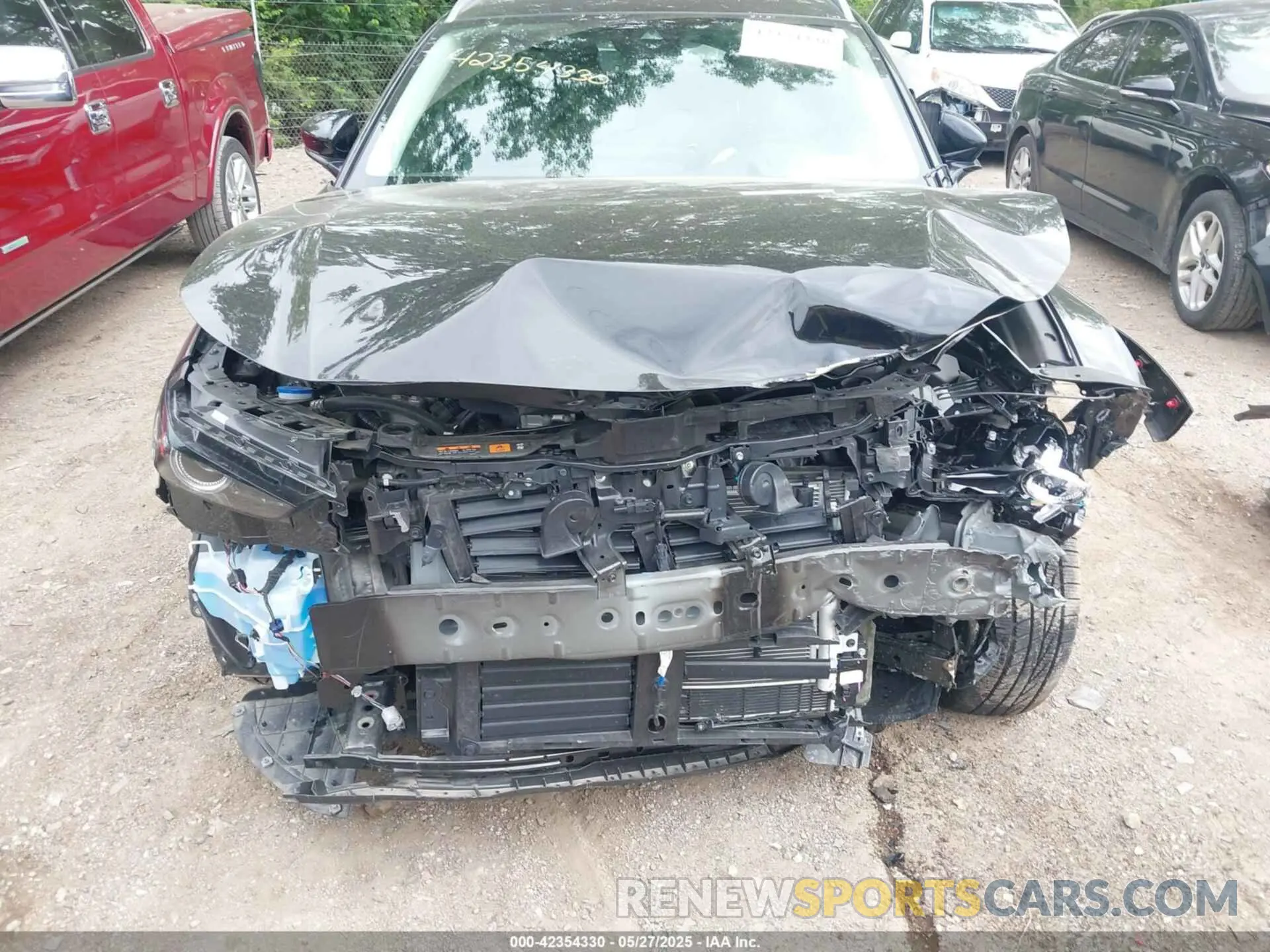 6 Photograph of a damaged car 3MVDMBDY9PM582252 MAZDA CX-30 2023