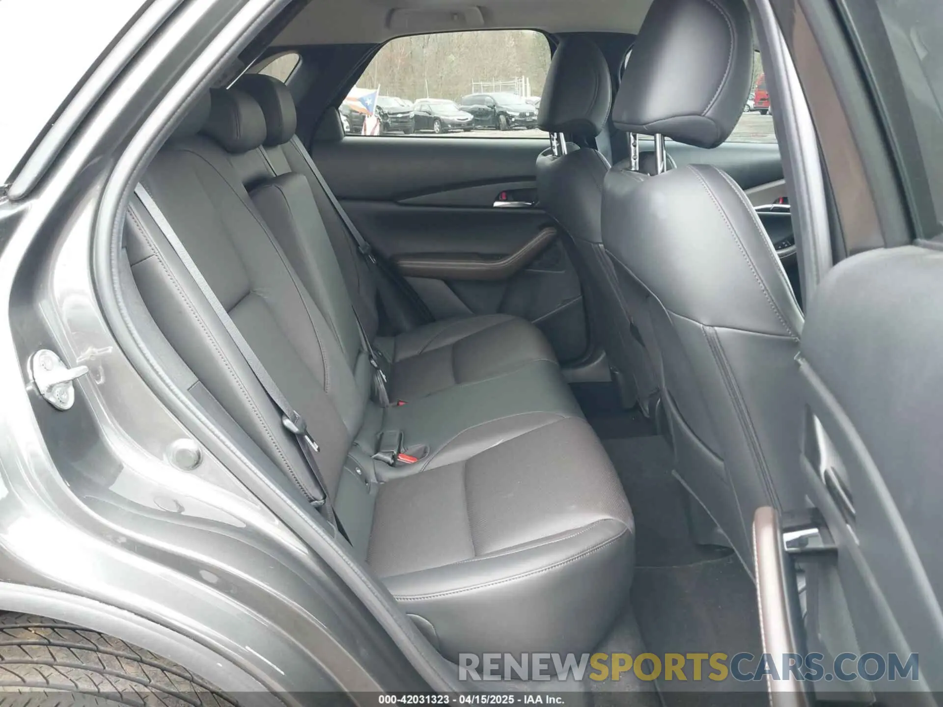 8 Photograph of a damaged car 3MVDMBDYXPM503073 MAZDA CX-30 2023