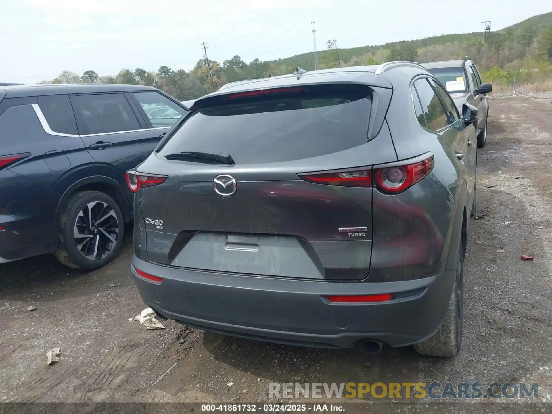 16 Photograph of a damaged car 3MVDMBEY0PM543788 MAZDA CX-30 2023