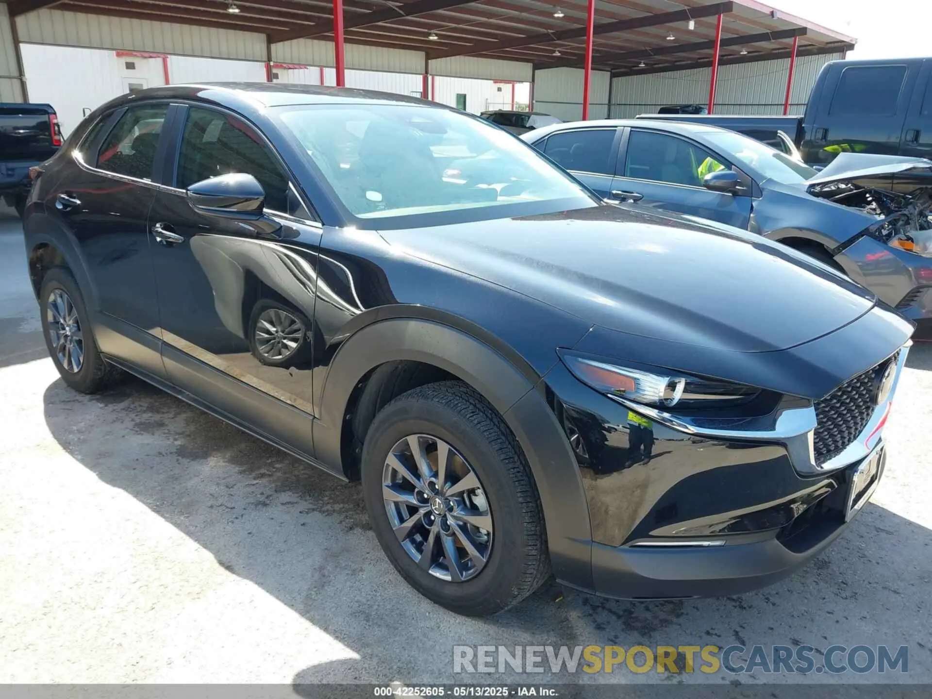 1 Photograph of a damaged car 3MVDMBAM1RM694175 MAZDA CX-30 2024