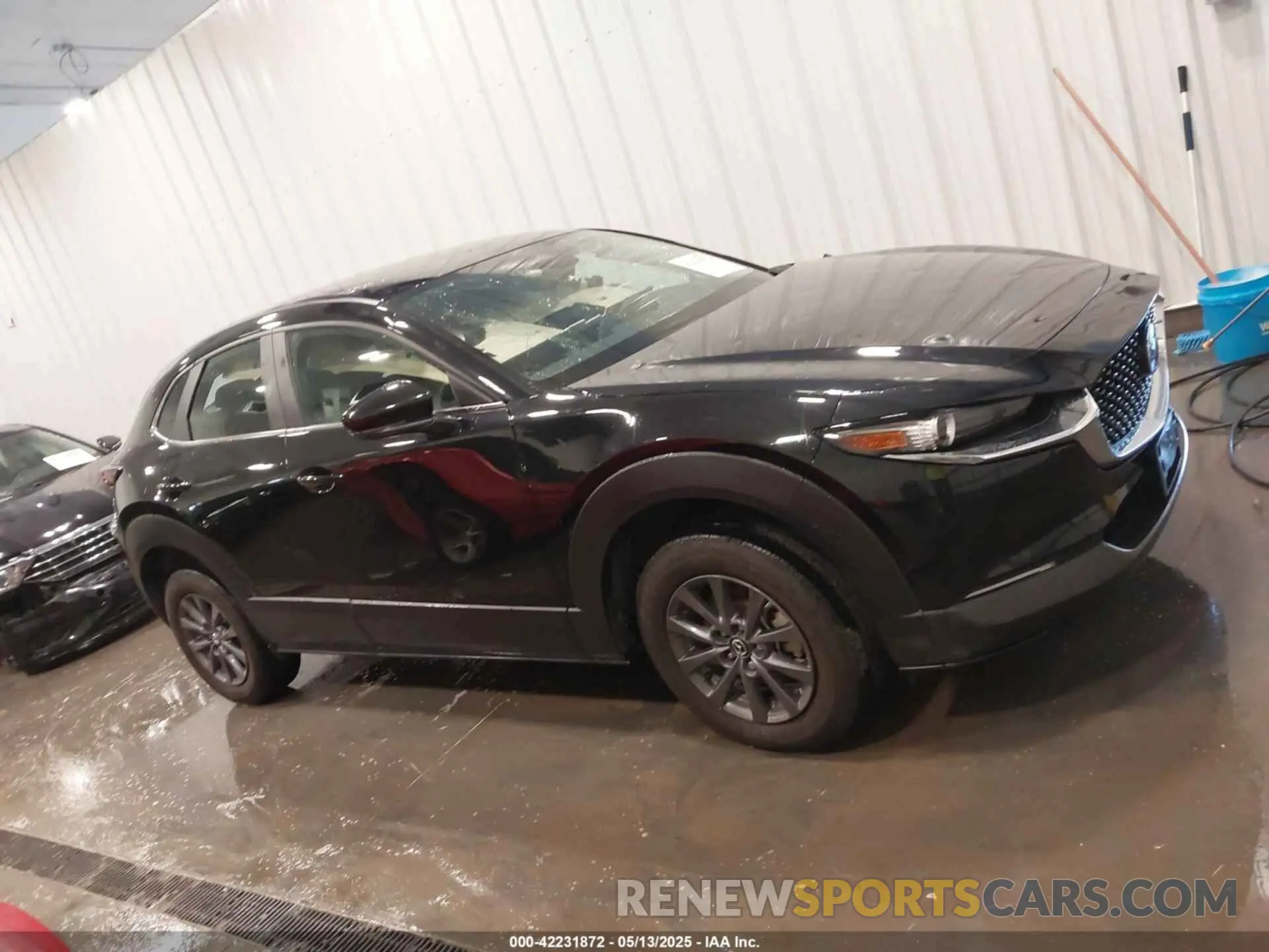 14 Photograph of a damaged car 3MVDMBAM2RM643168 MAZDA CX-30 2024