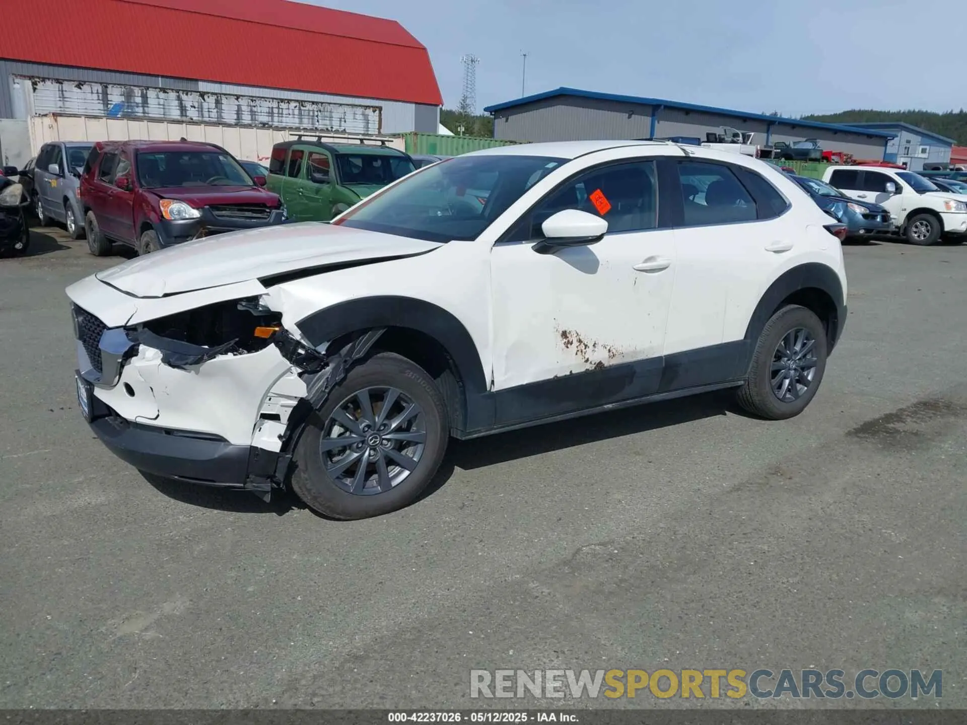 2 Photograph of a damaged car 3MVDMBAM2RM667132 MAZDA CX-30 2024