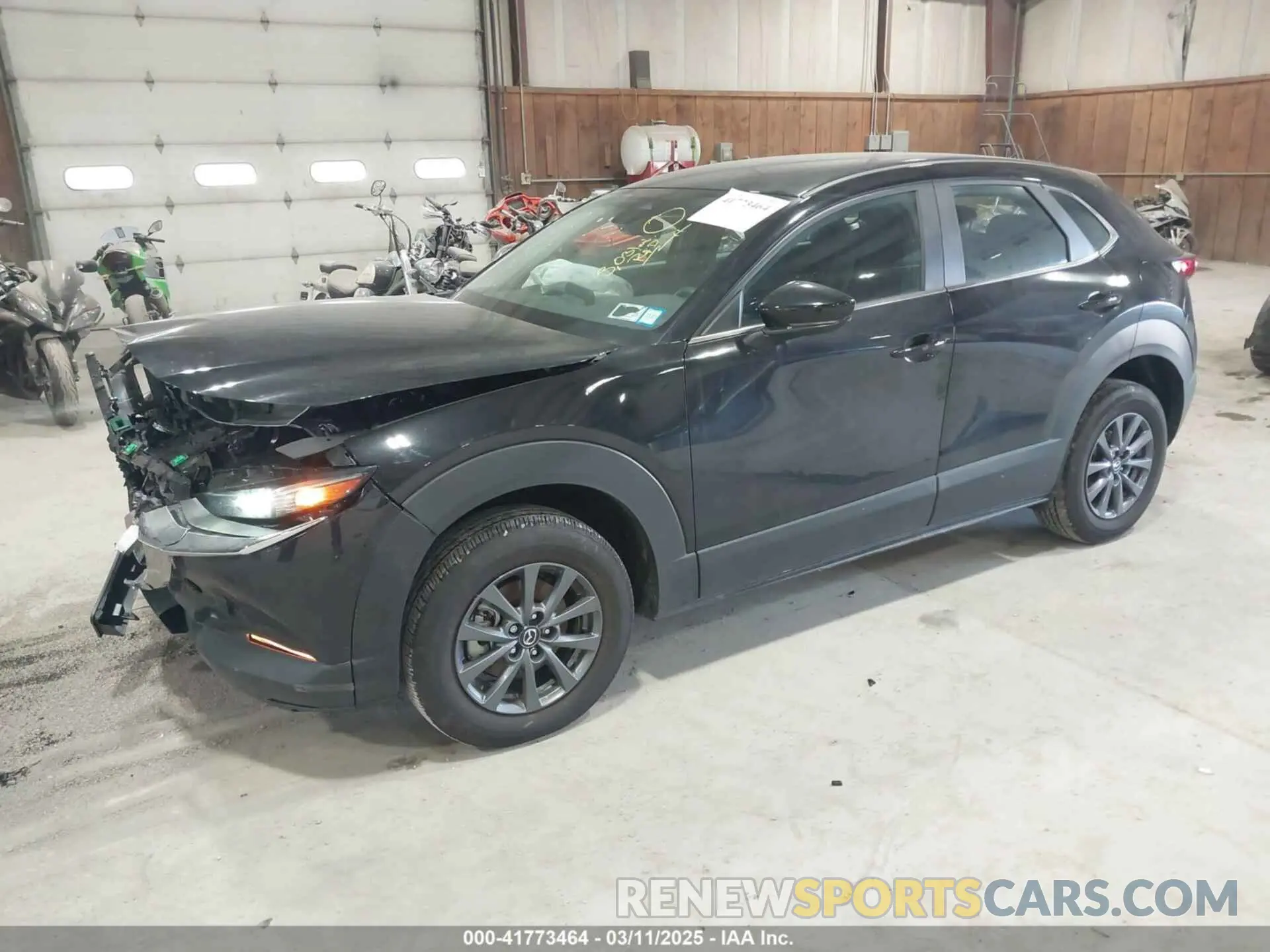 2 Photograph of a damaged car 3MVDMBAM2RM719794 MAZDA CX-30 2024