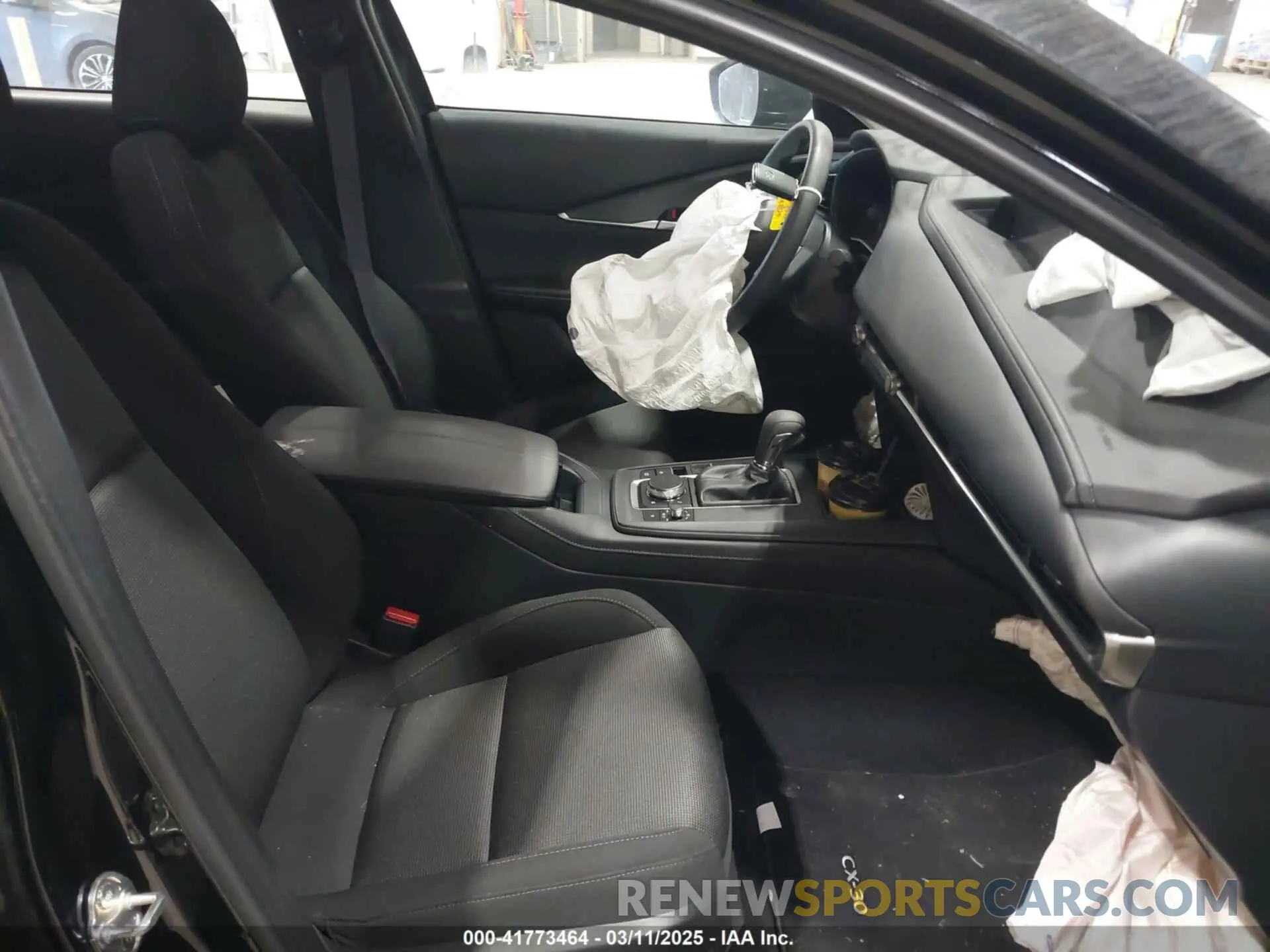 5 Photograph of a damaged car 3MVDMBAM2RM719794 MAZDA CX-30 2024
