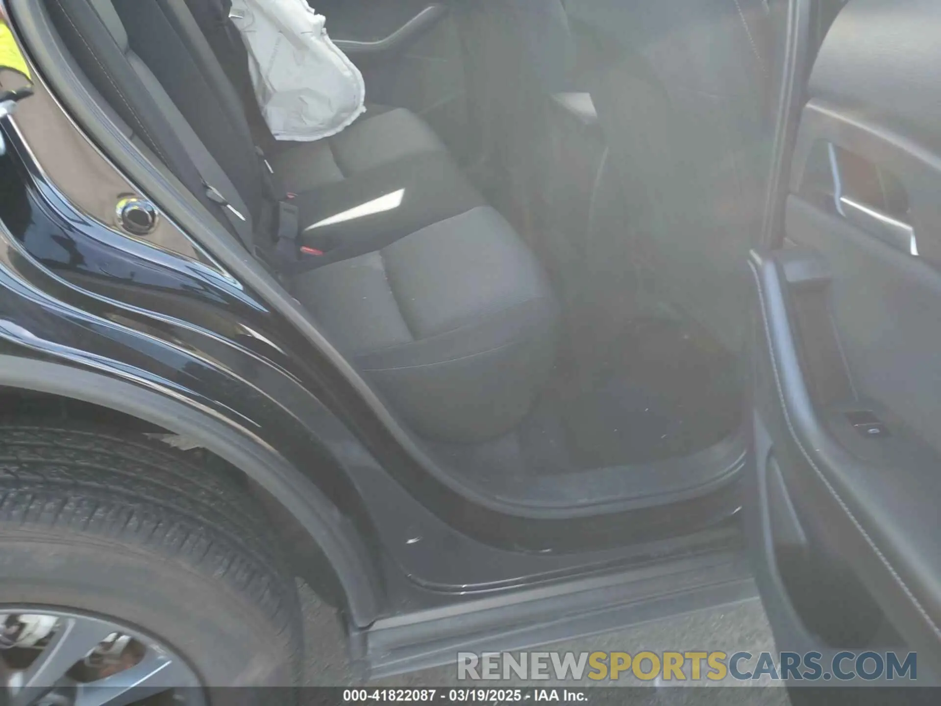 8 Photograph of a damaged car 3MVDMBAM5RM706151 MAZDA CX-30 2024